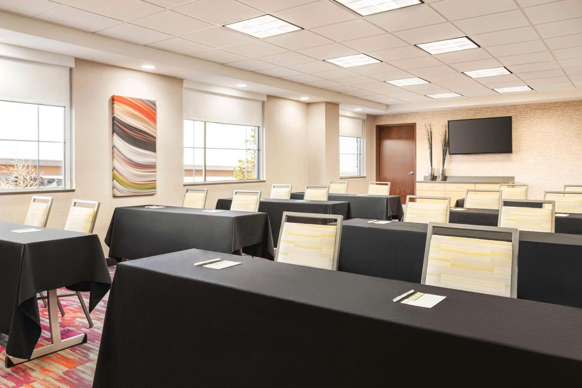 Home2 Suites by Hilton Albuquerque Downtown/University photo 47