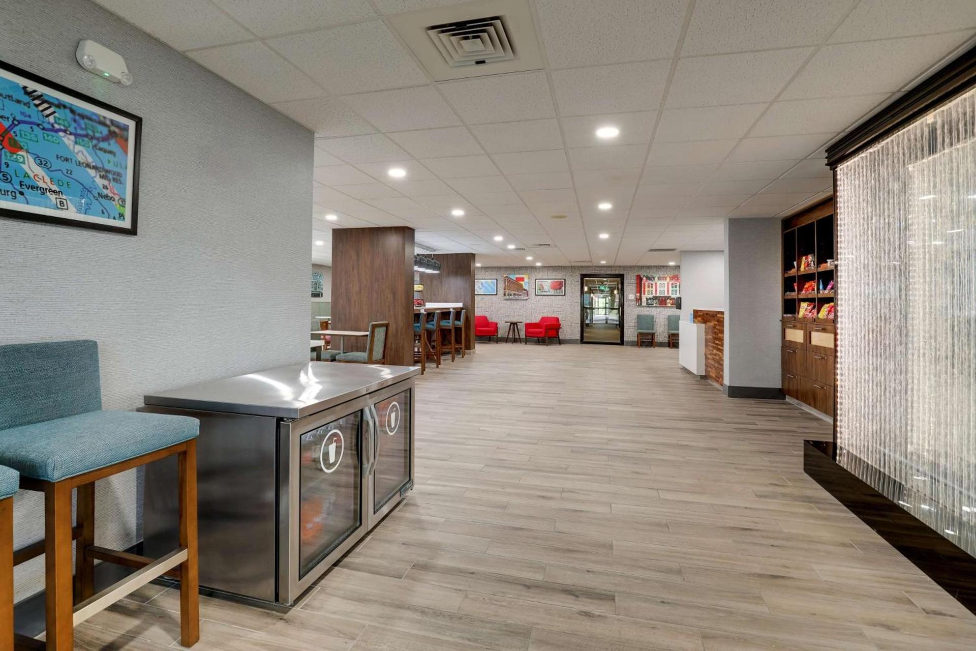 Hampton Inn Lebanon photo 6