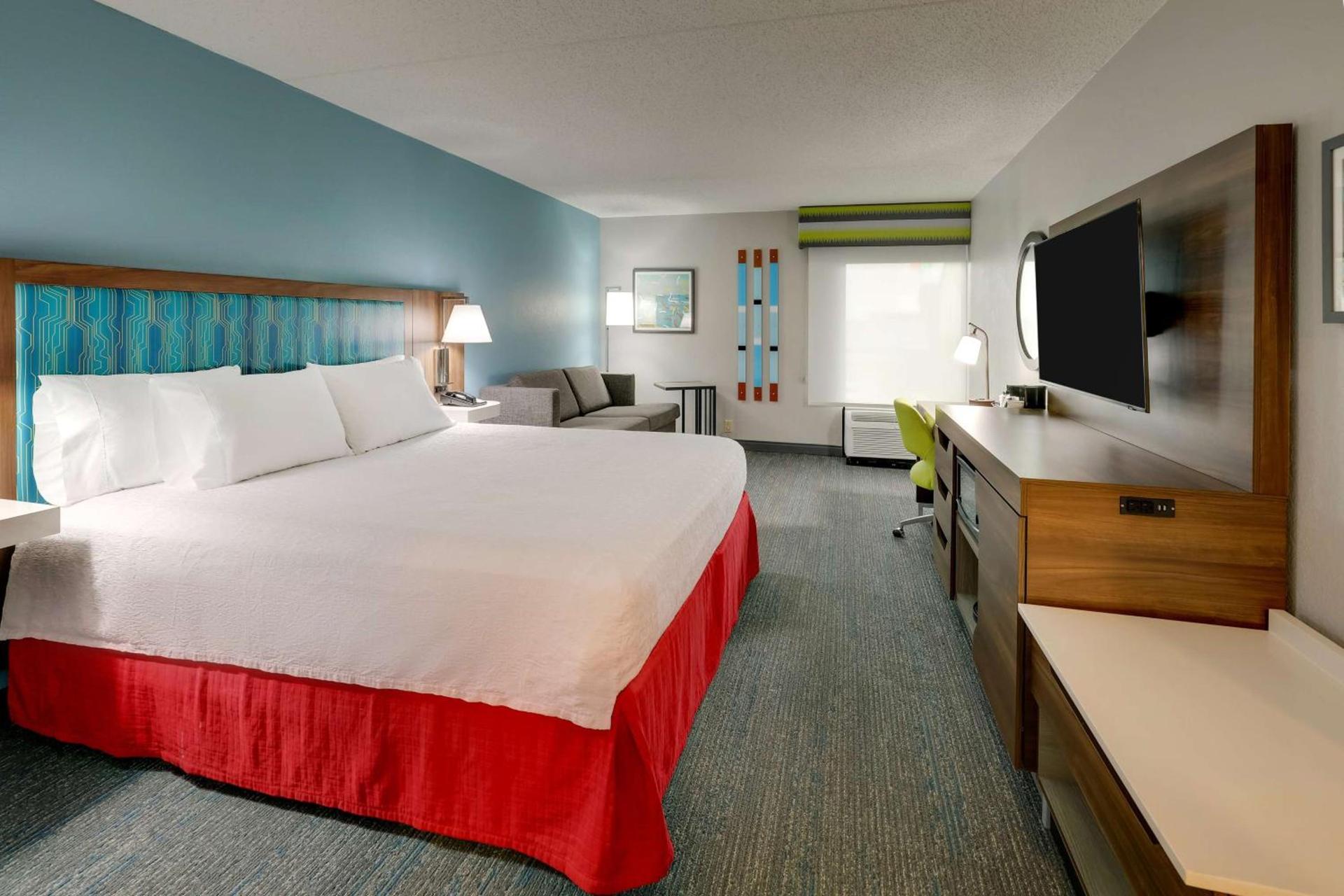 Hampton Inn Lebanon photo 16
