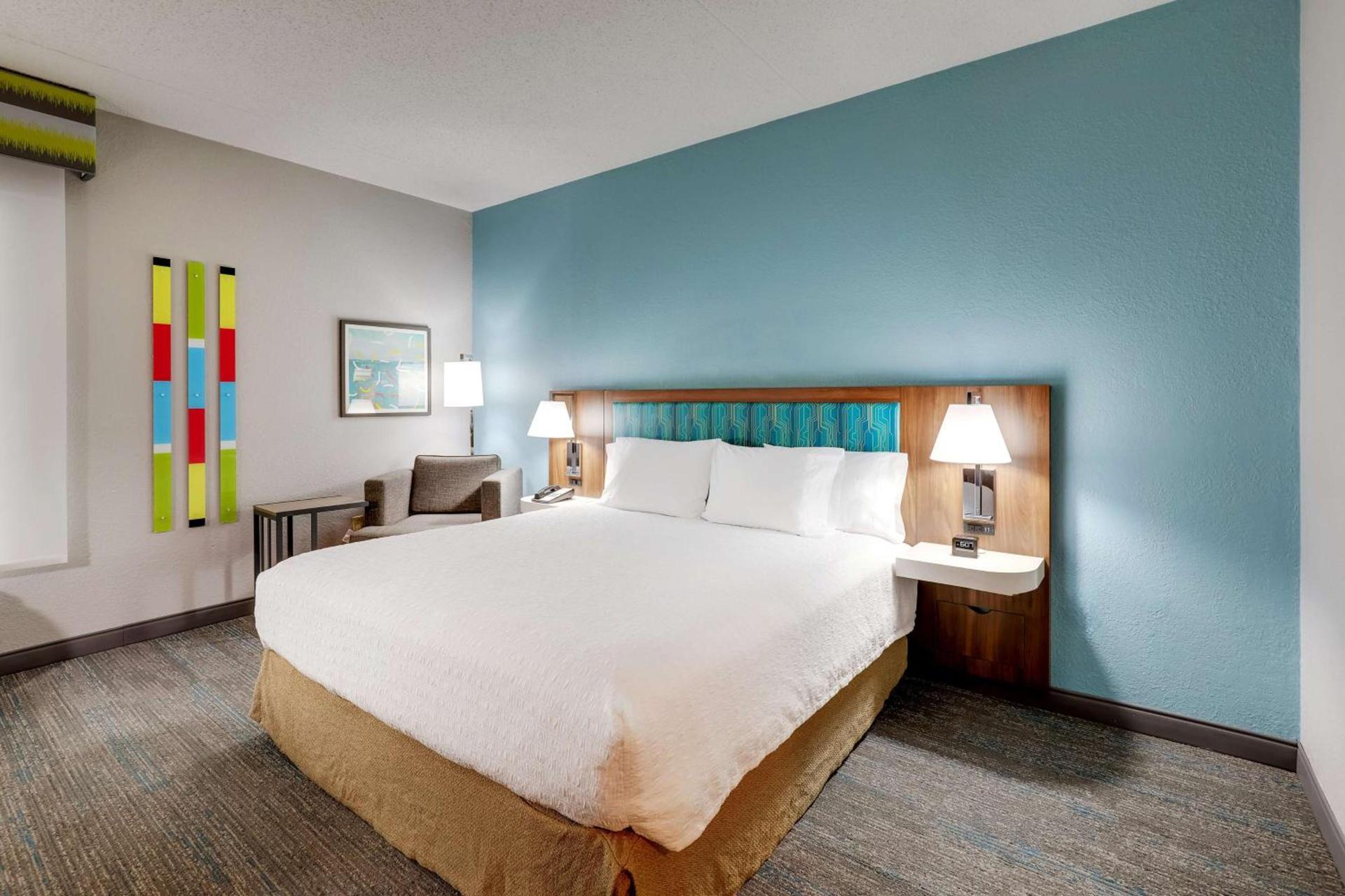 Hampton Inn Lebanon photo 21