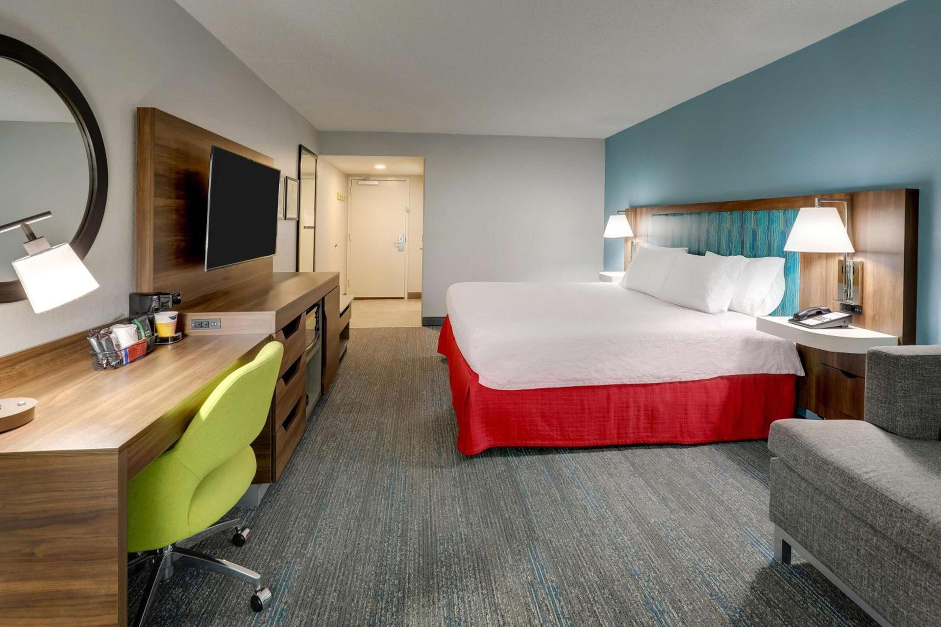 Hampton Inn Lebanon photo 25