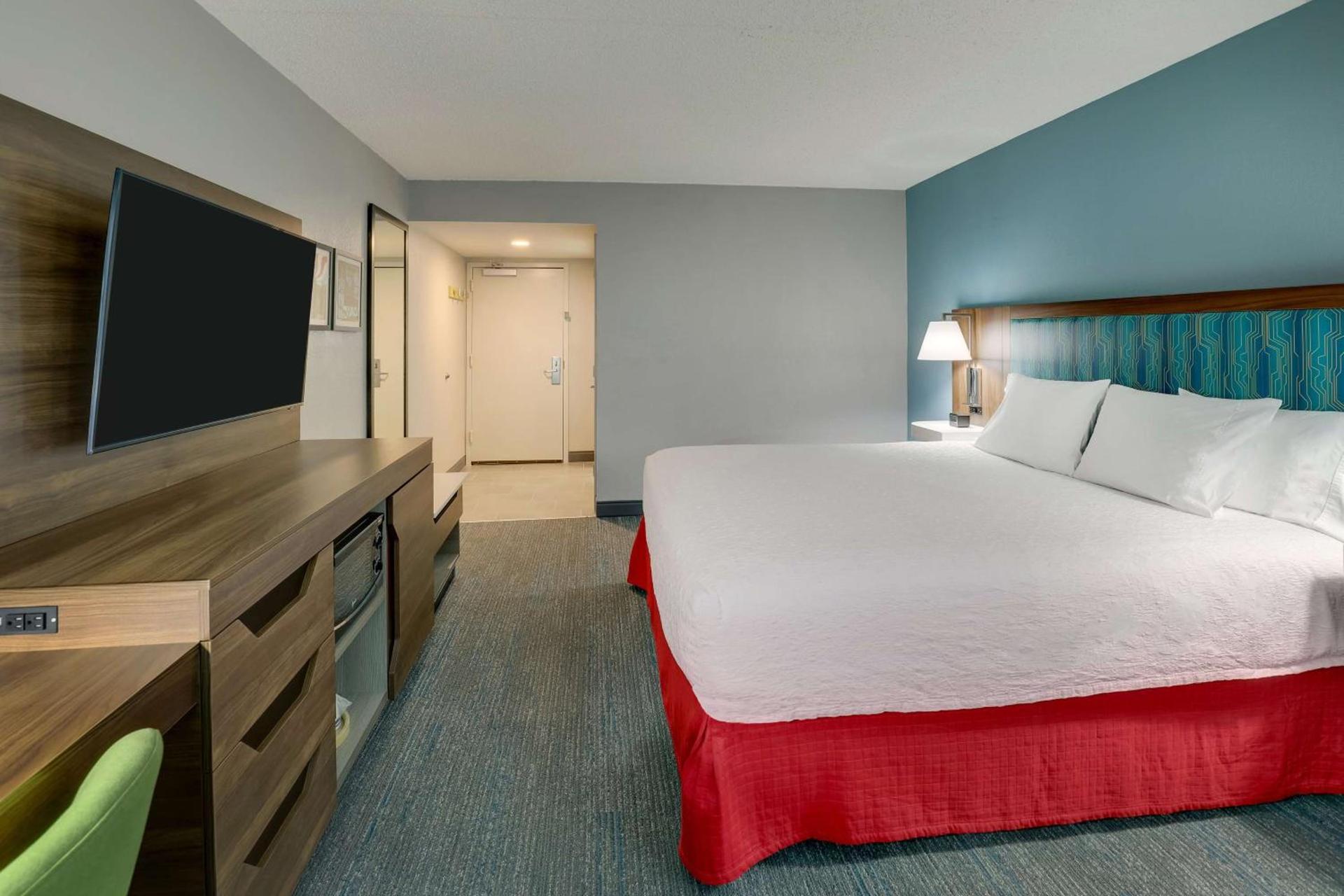 Hampton Inn Lebanon photo 29