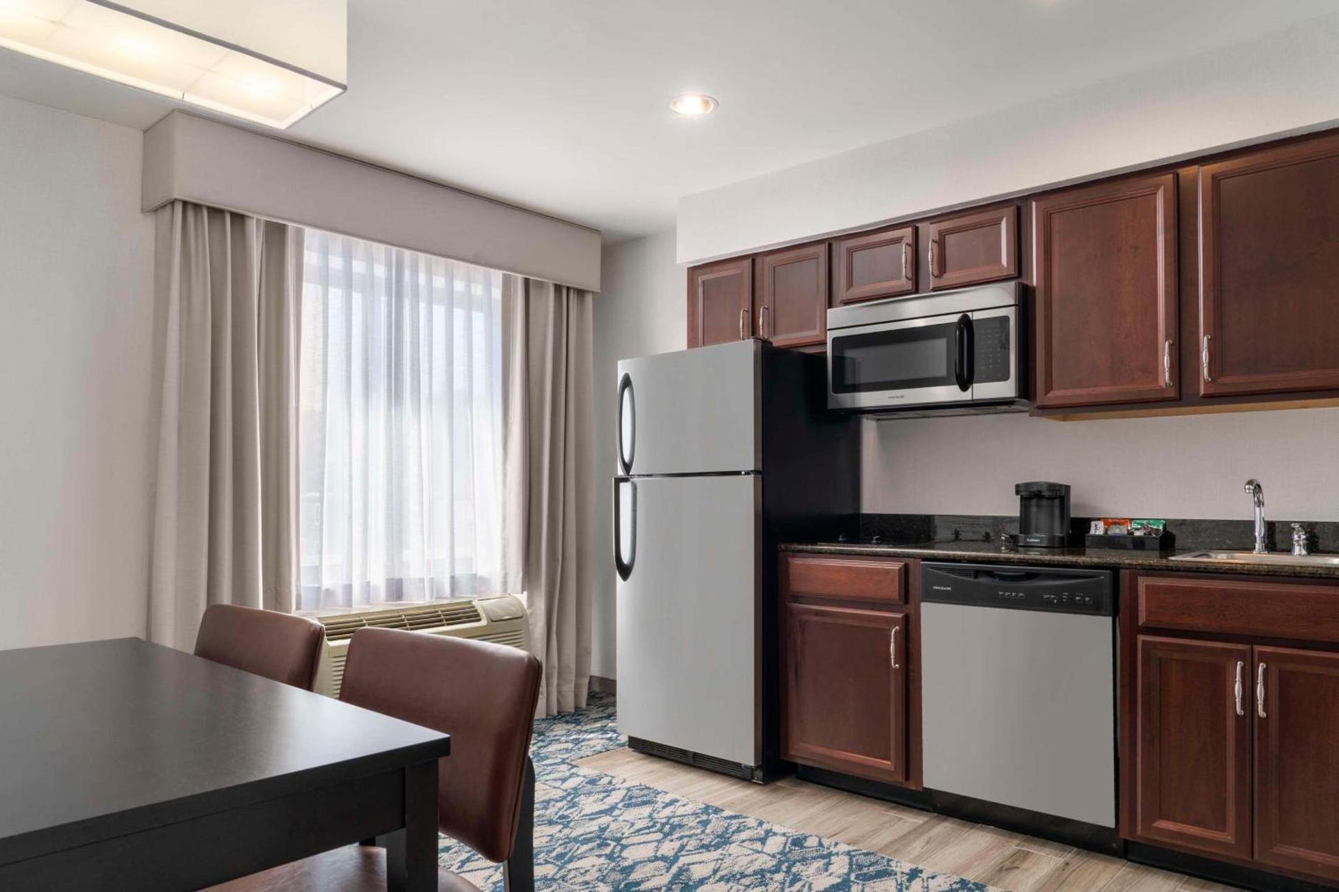 Homewood Suites by Hilton Boston Cambridge-Arlington, MA photo 56