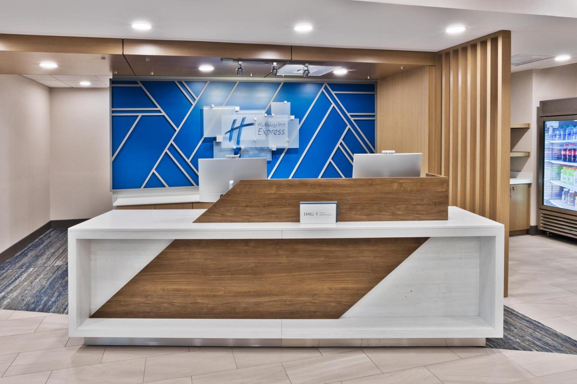 Holiday Inn Express Columbus - Fort Benning Area By IHG photo 19