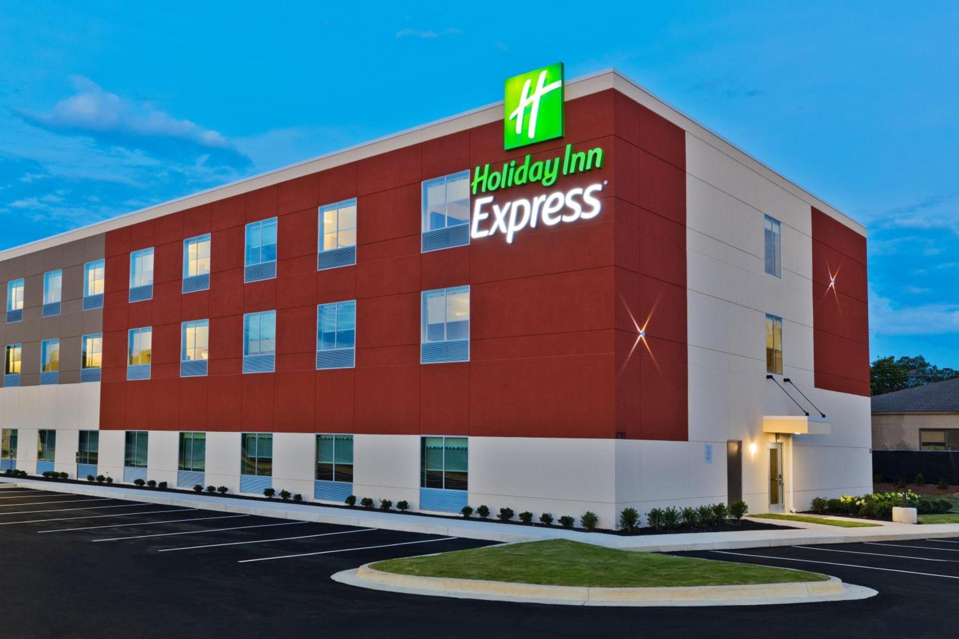 Holiday Inn Express Columbus - Fort Benning Area By IHG photo 27