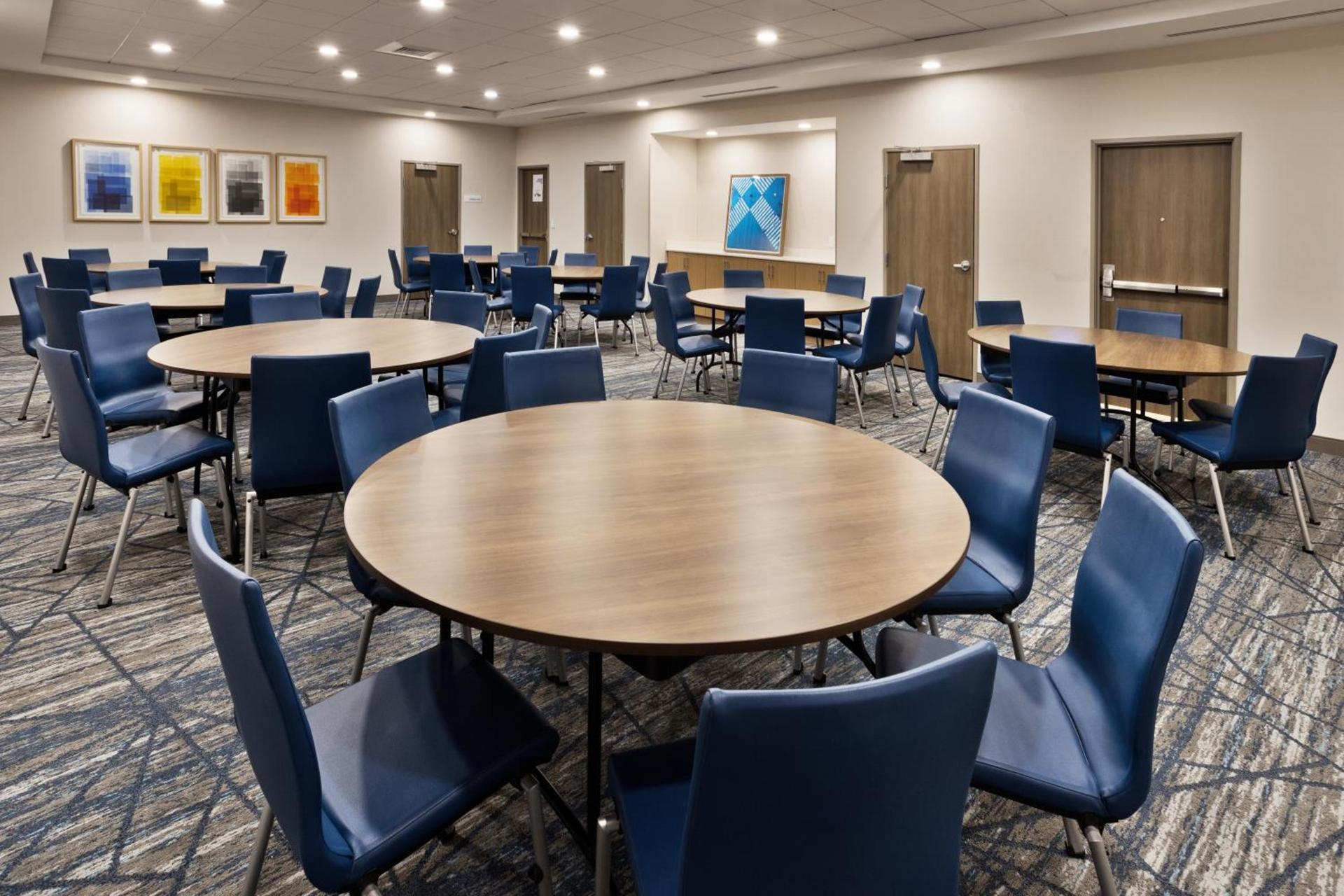 Holiday Inn Express Columbus - Fort Benning Area By IHG photo 34
