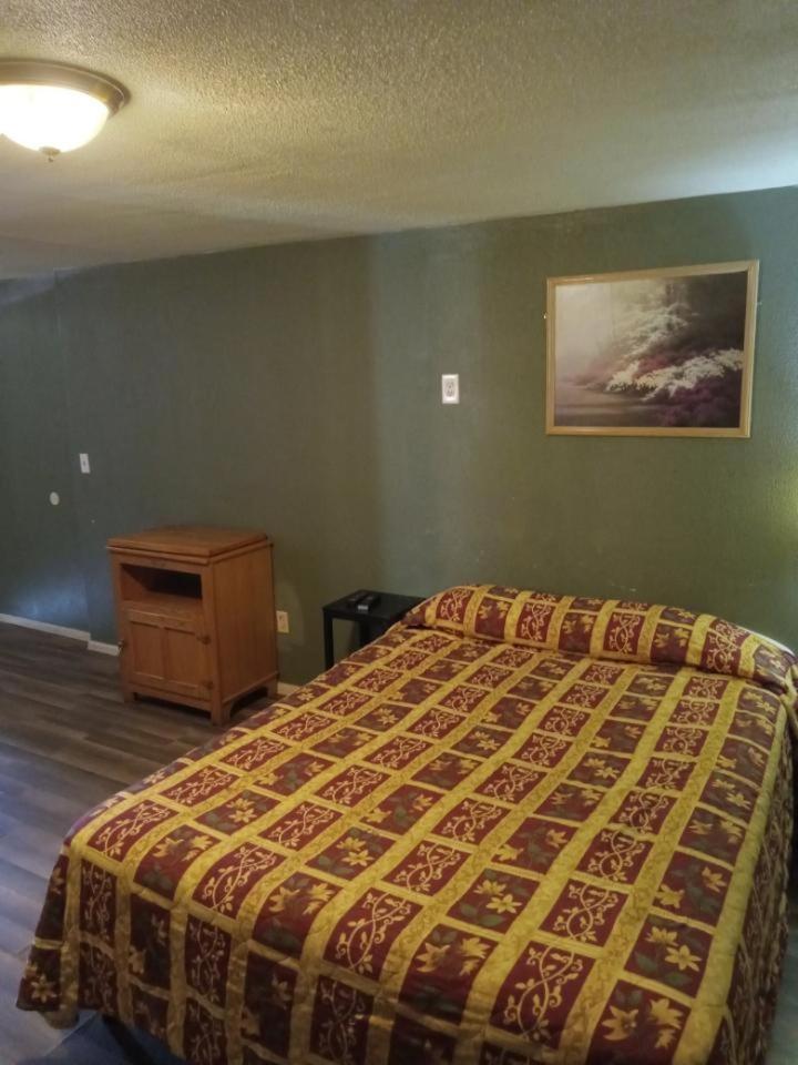 Ranch Motel photo 2