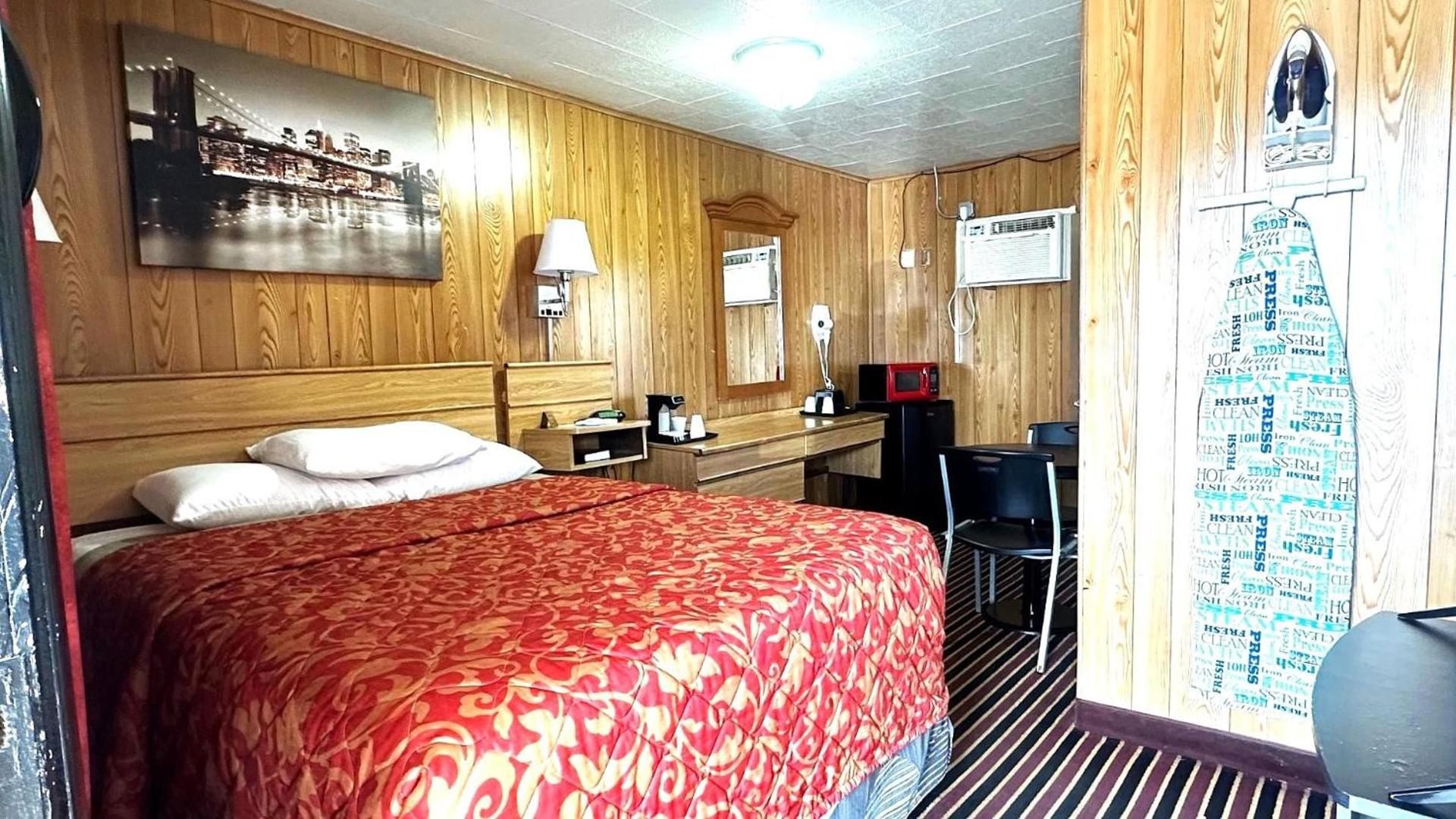 Relax Inn Vinita photo 36