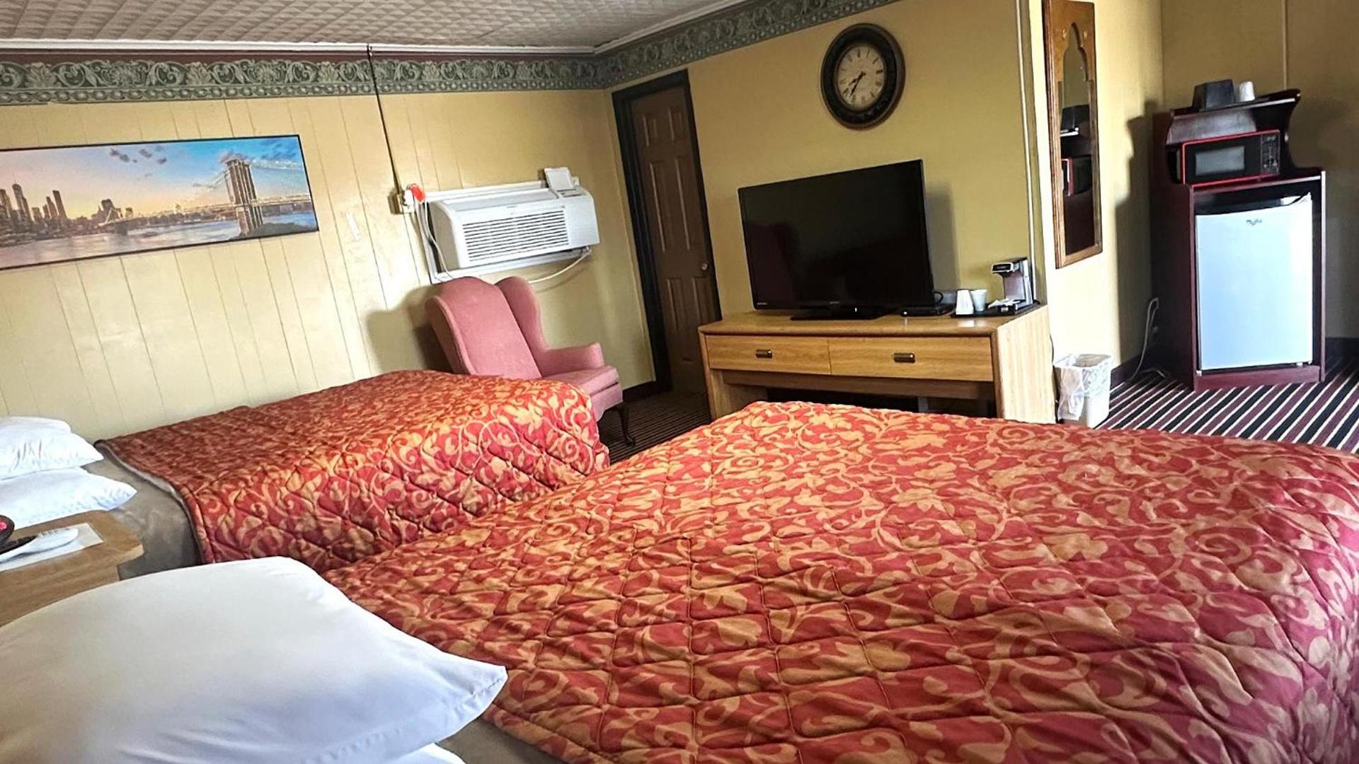 Relax Inn Vinita photo 49
