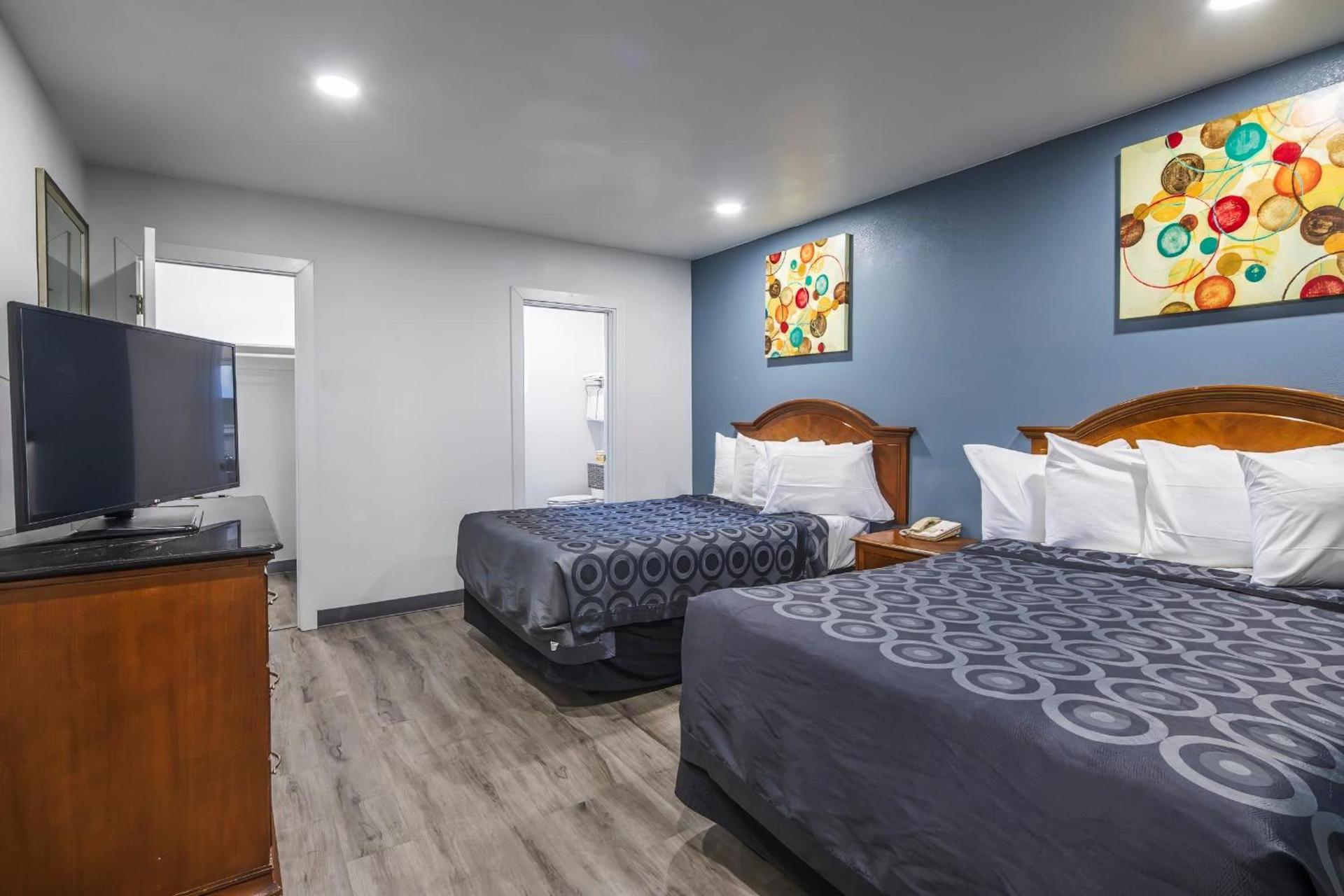 Hitching Post Studios Inn photo 8
