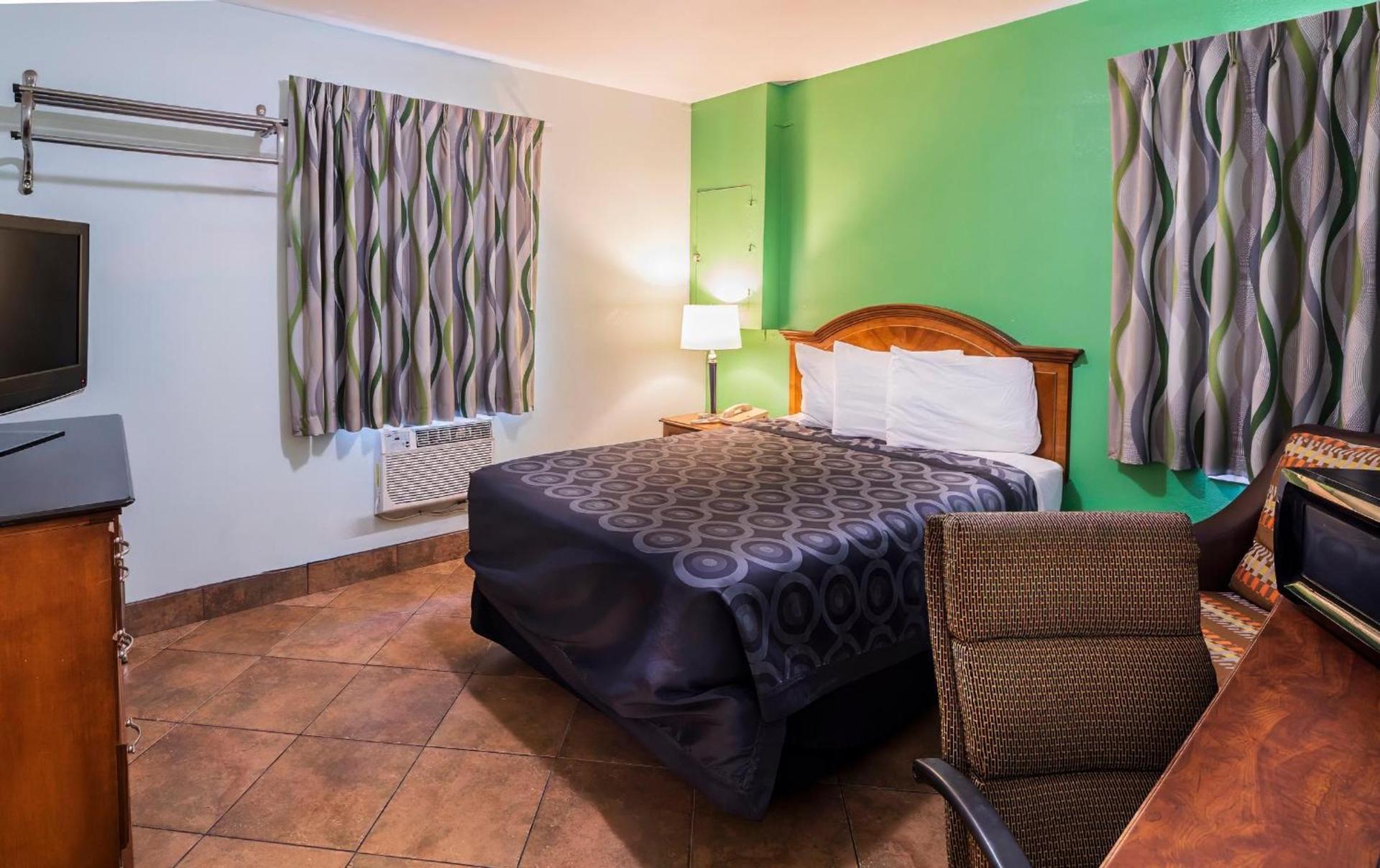 Hitching Post Studios Inn photo 22