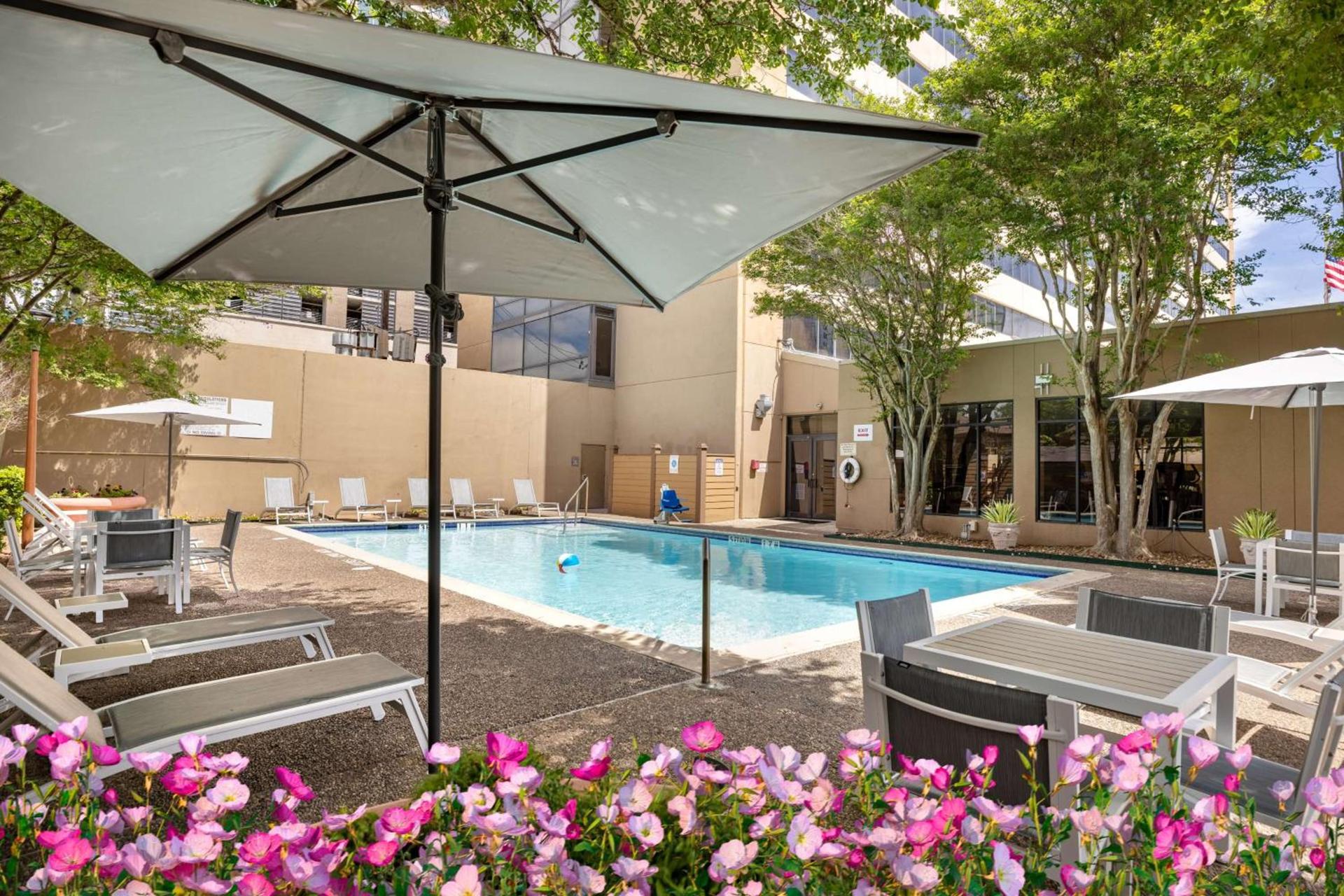DoubleTree by Hilton Houston Medical Center Hotel & Suites photo 13