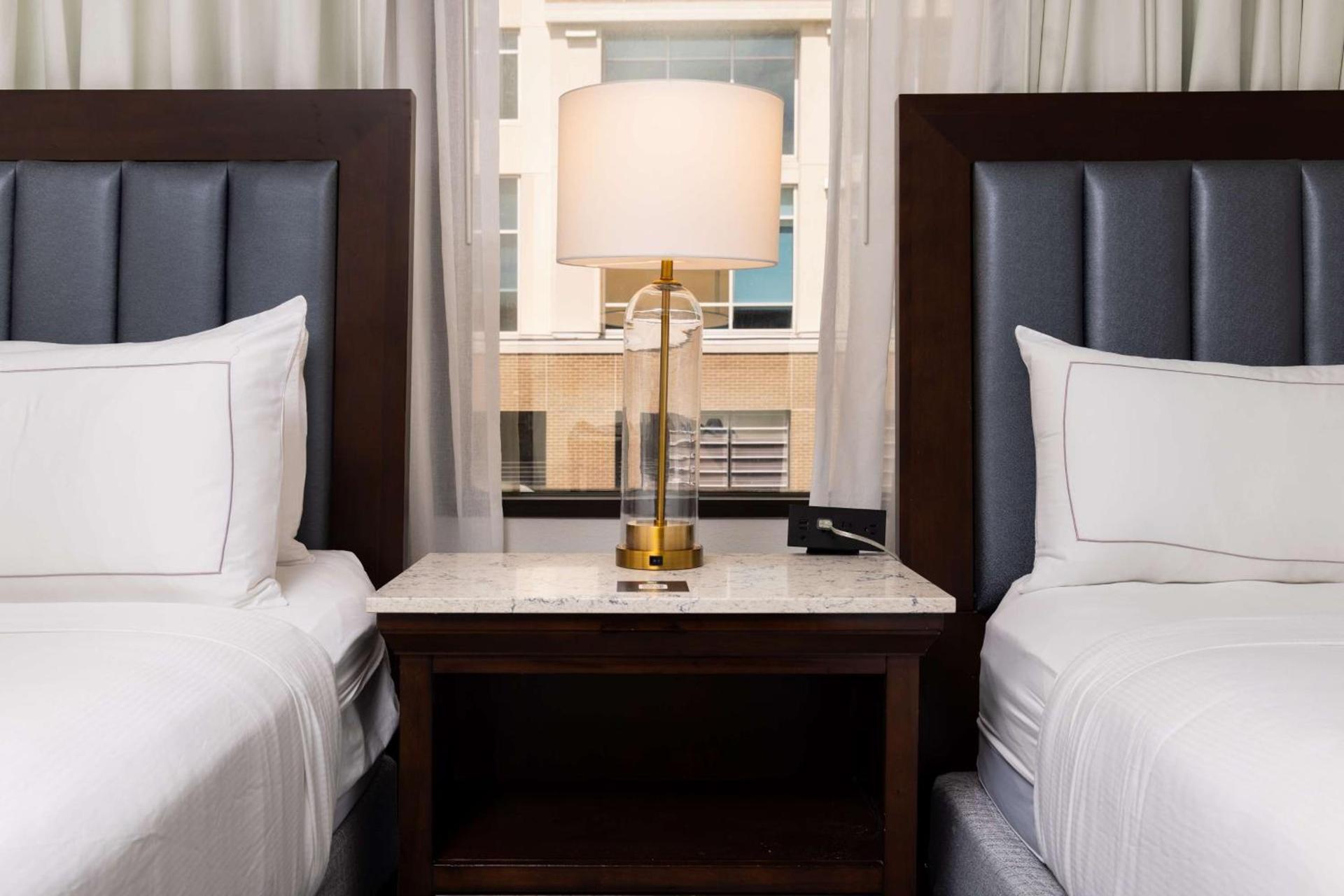 DoubleTree by Hilton Houston Medical Center Hotel & Suites photo 42