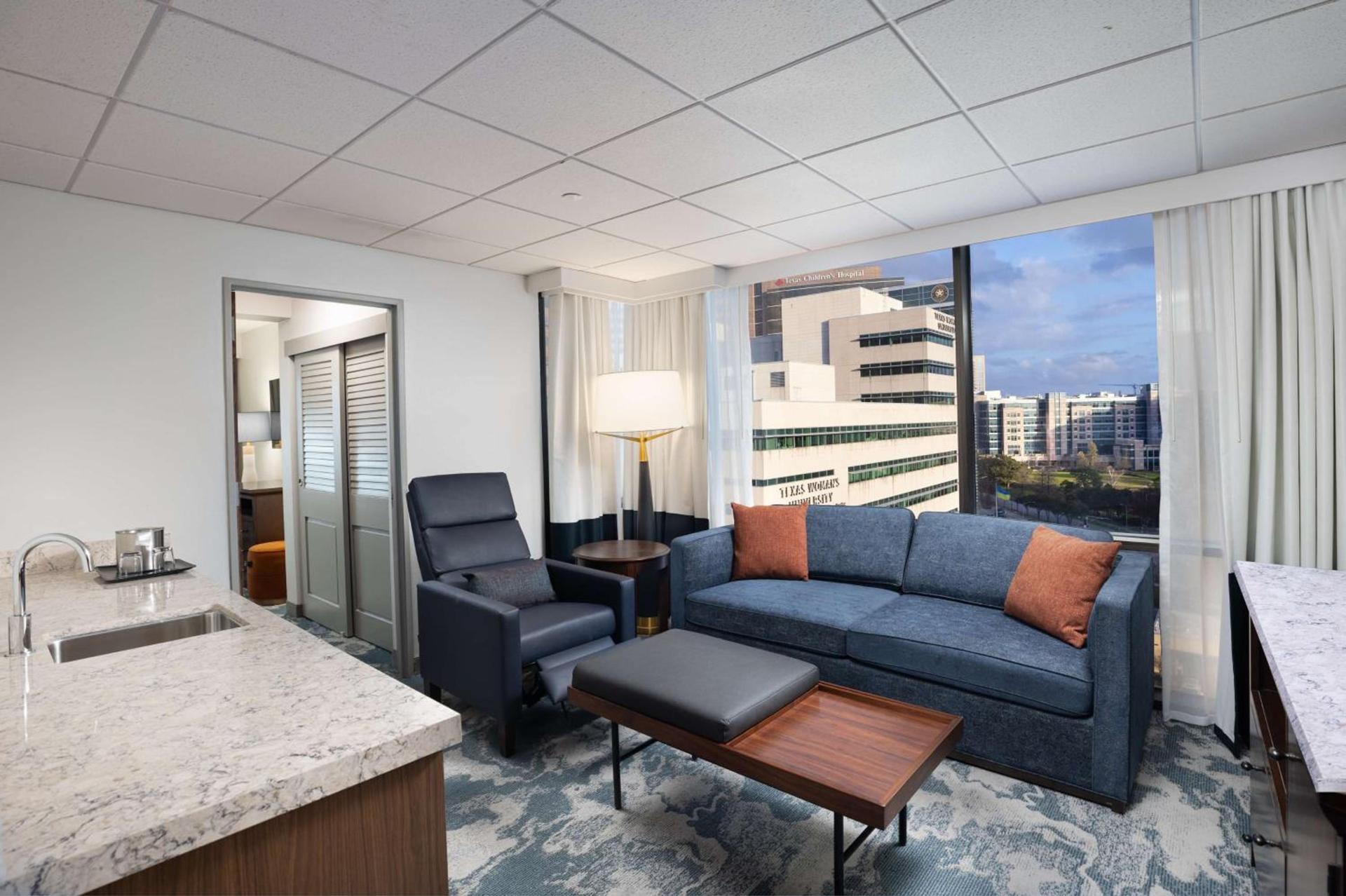 DoubleTree by Hilton Houston Medical Center Hotel & Suites photo 75
