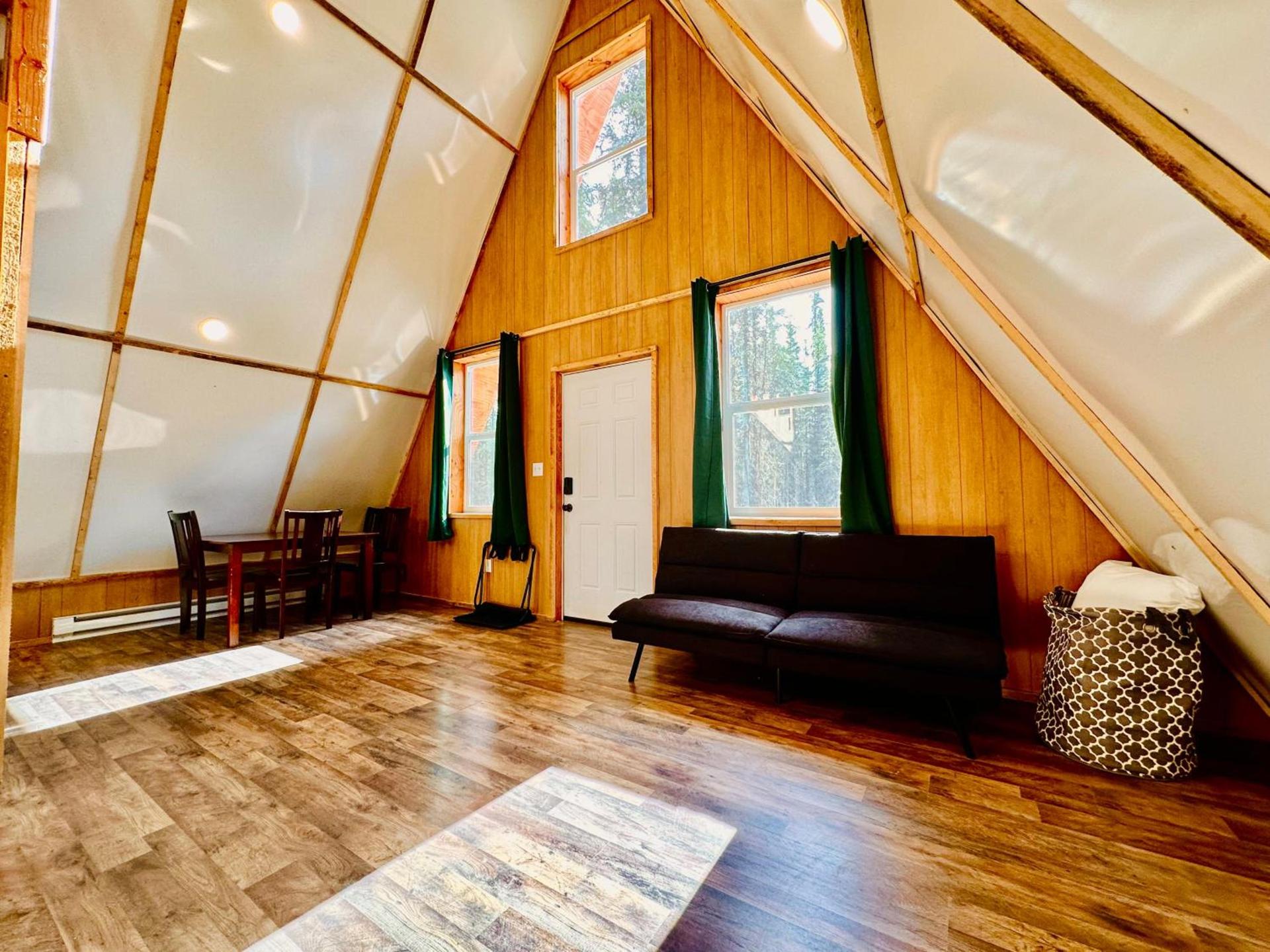 Roberts Lodge photo 3