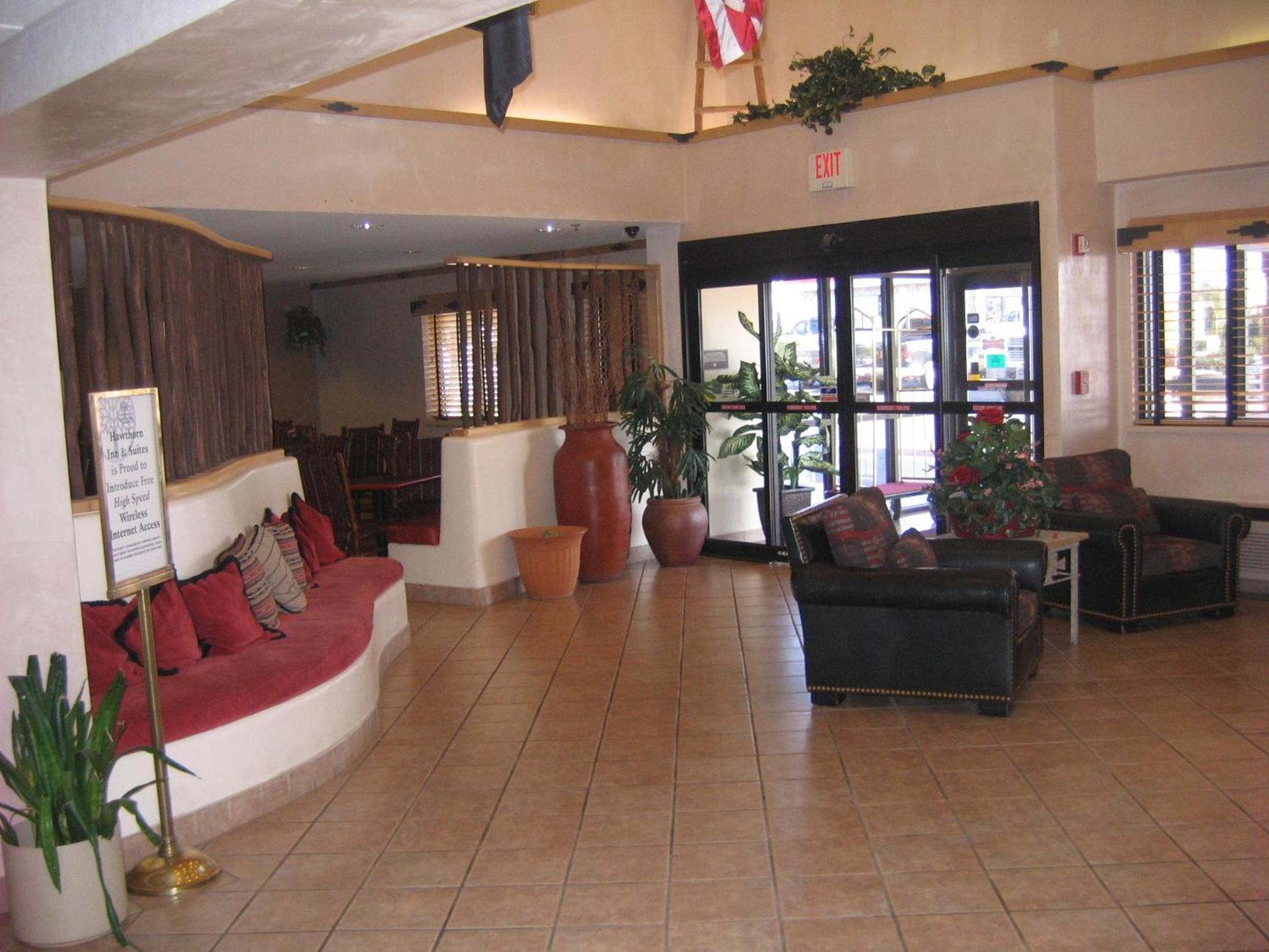 Hawthorn Suites by Wyndham Albuquerque photo 12