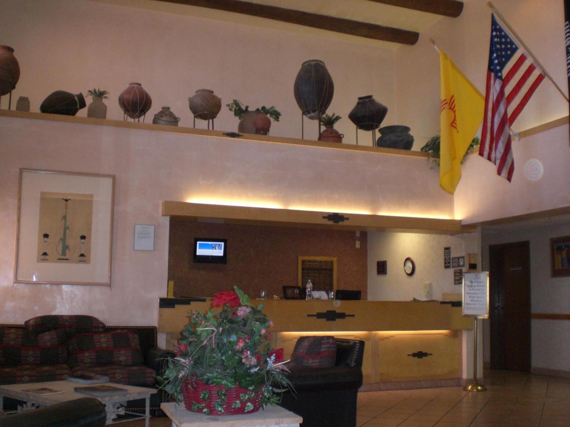 Hawthorn Suites by Wyndham Albuquerque photo 21