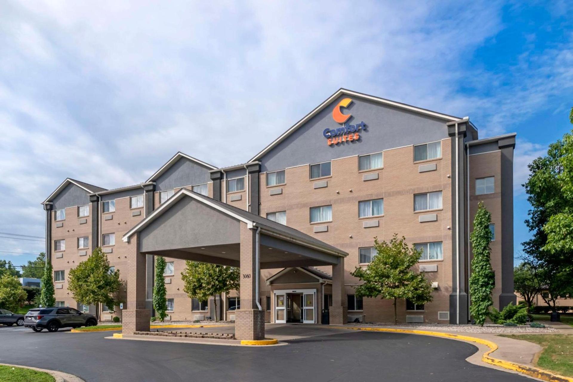 Comfort Suites Keeneland photo 2
