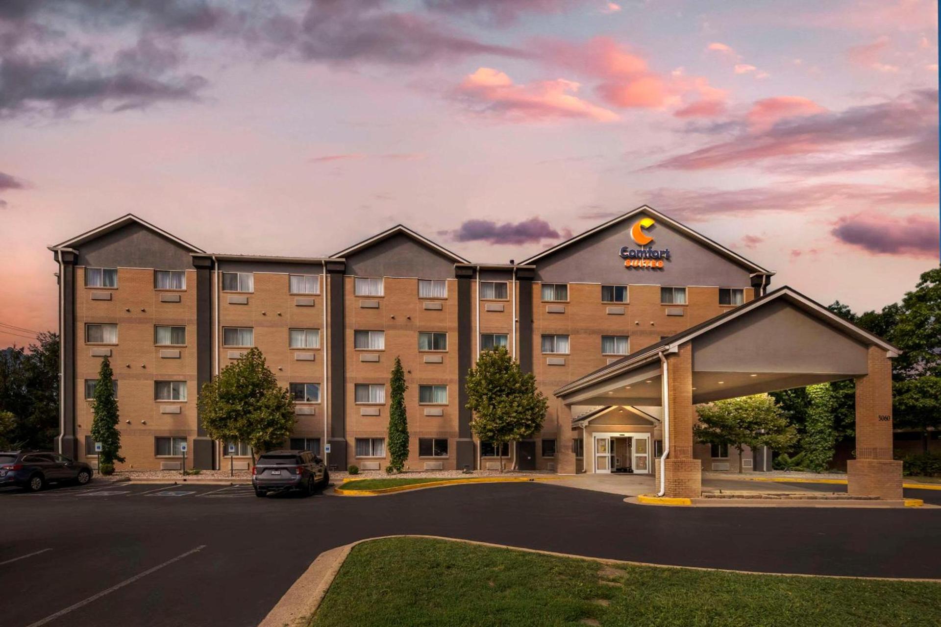 Comfort Suites Keeneland photo 5