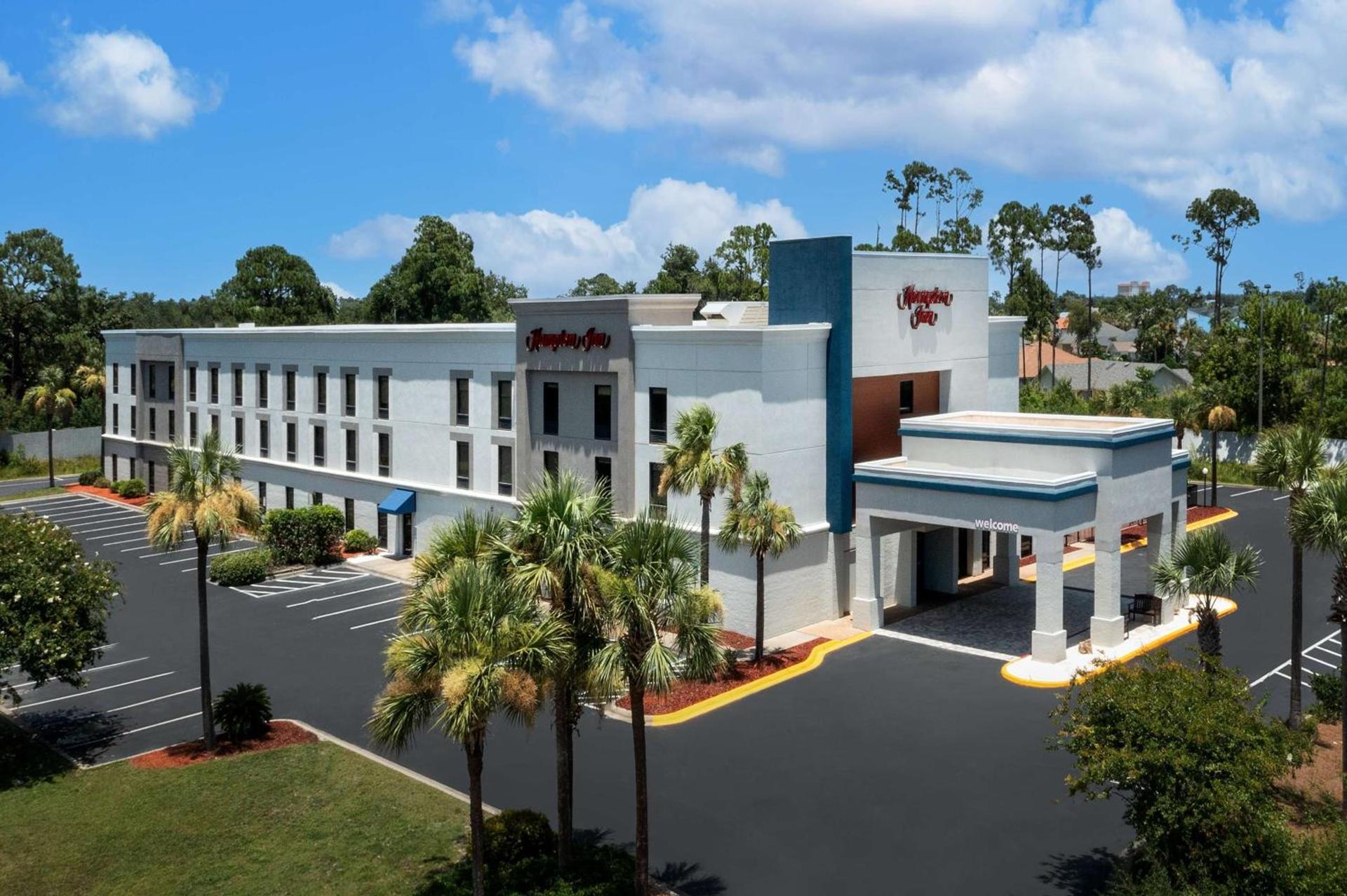 Hampton Inn by Hilton Panama City Beach photo 1