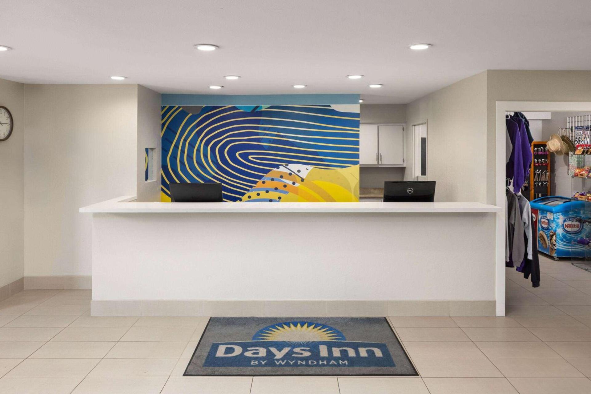 Days Inn by Wyndham Williams photo 7