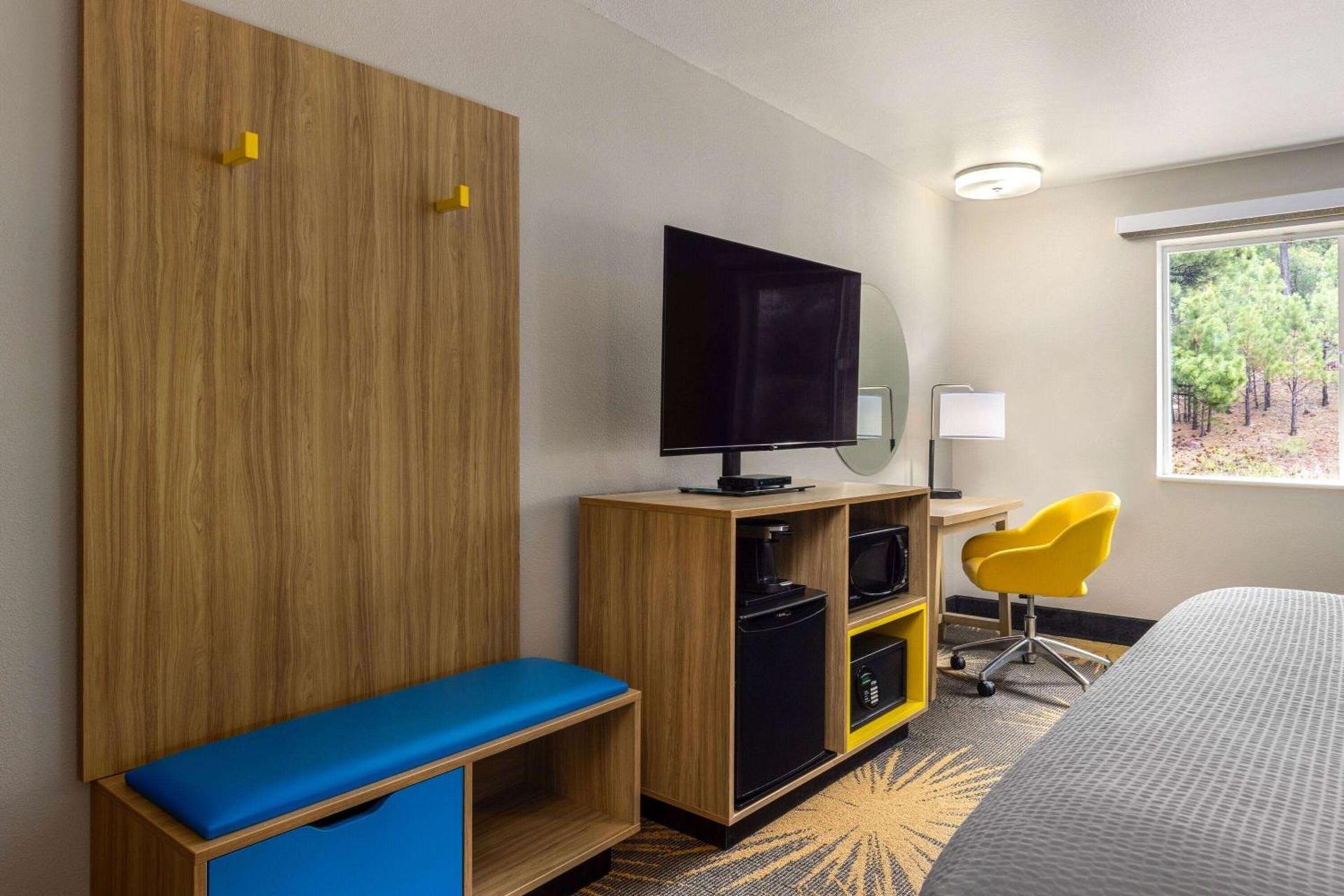 Days Inn by Wyndham Williams photo 21