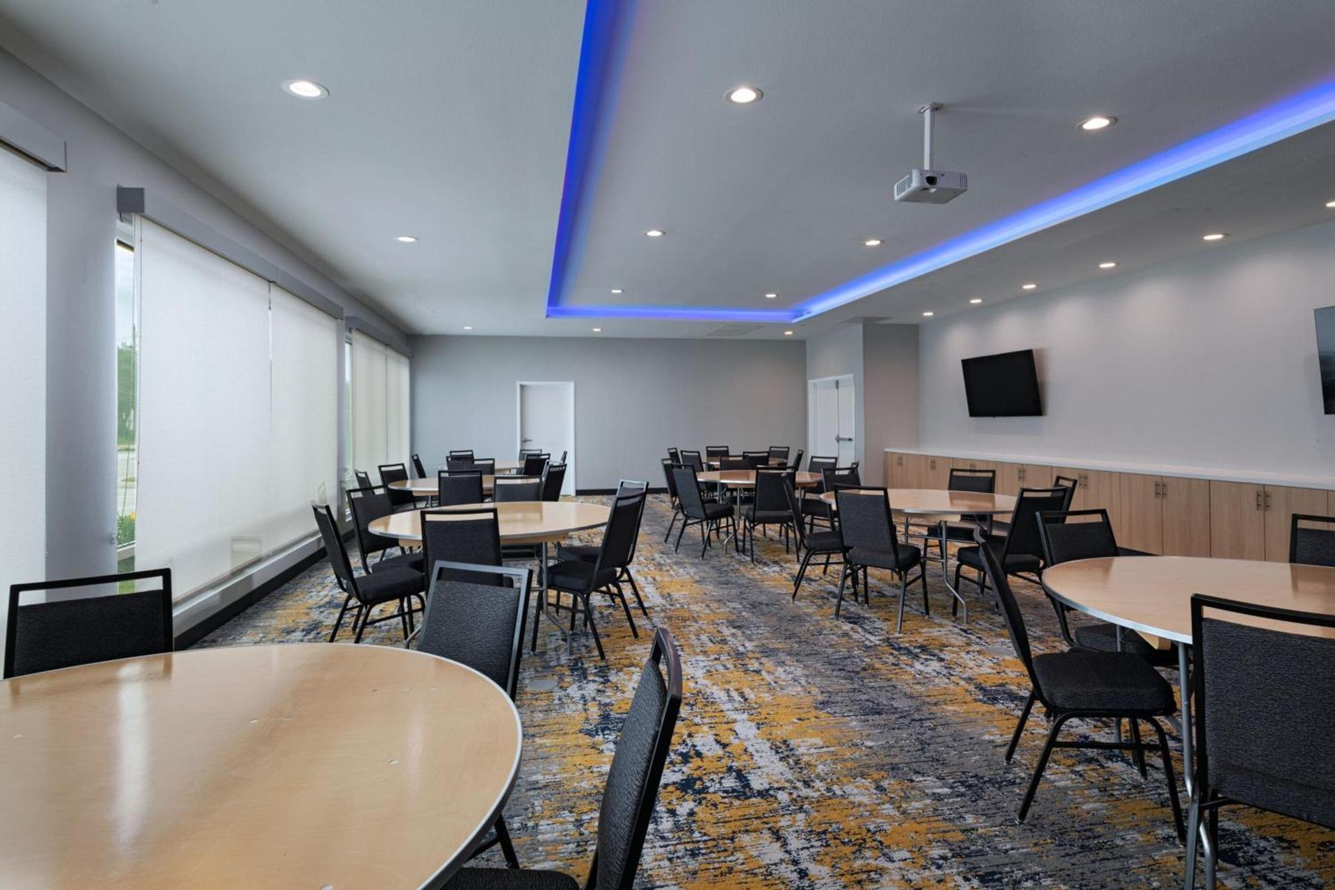 TownePlace Suites by Marriott Stafford Sugar Land photo 26