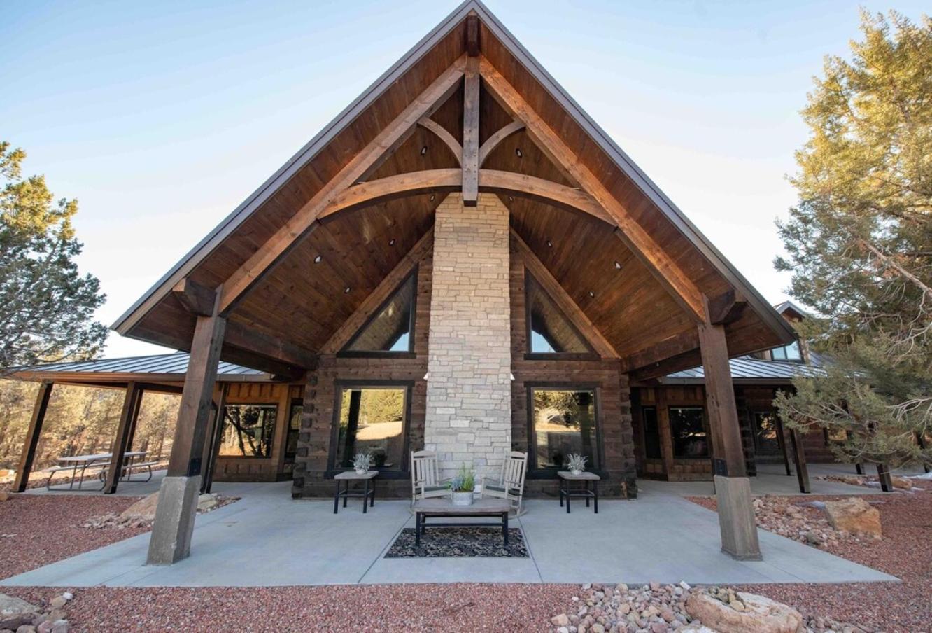 Juniper Ridge Luxury Lodge East Zion & Bryce photo 5
