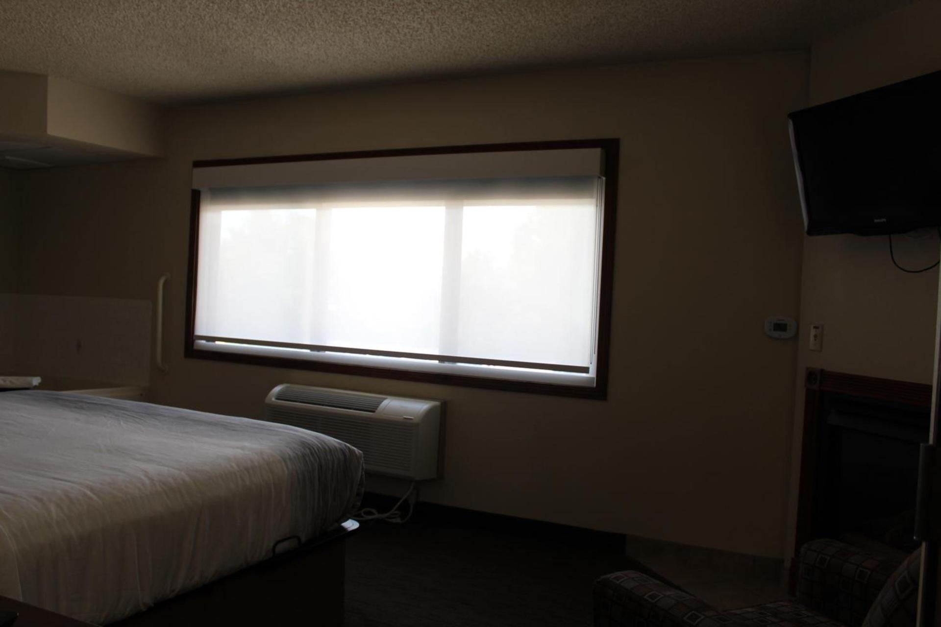 AmericInn by Wyndham Windsor Ft. Collins photo 43