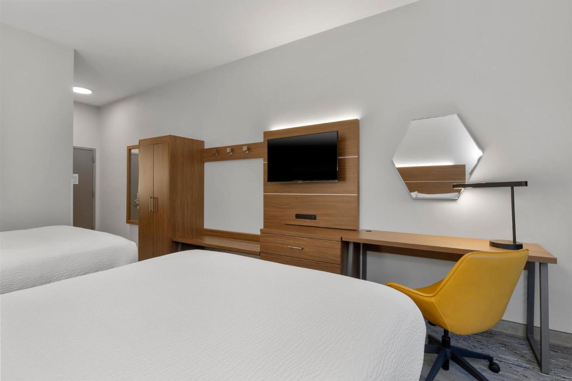 Holiday Inn Express Hotel & Suites West Coxsackie by IHG photo 31