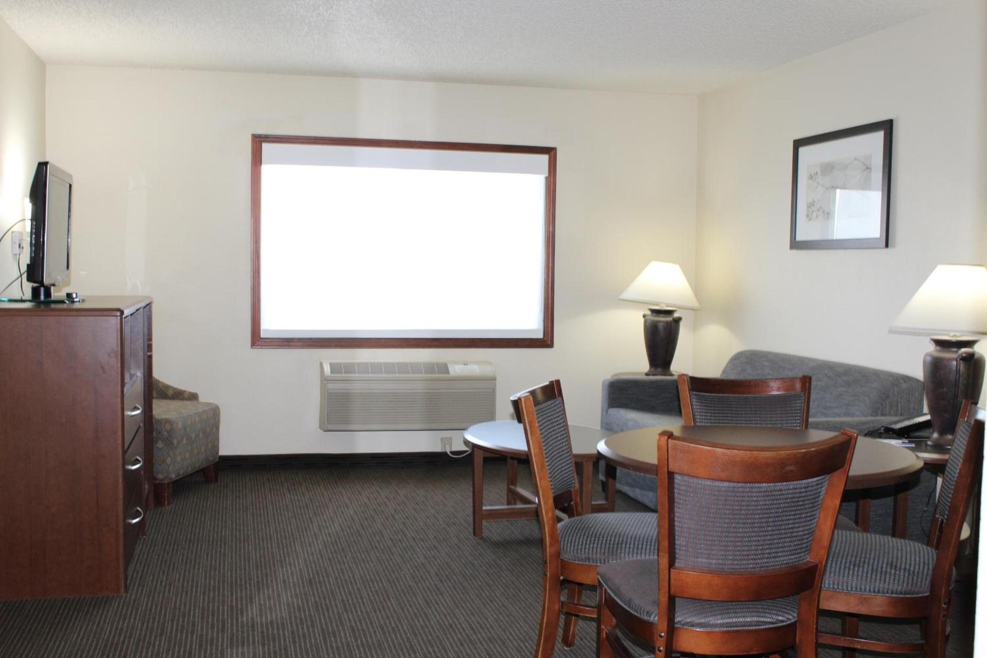 AmericInn by Wyndham Windsor Ft. Collins photo 74