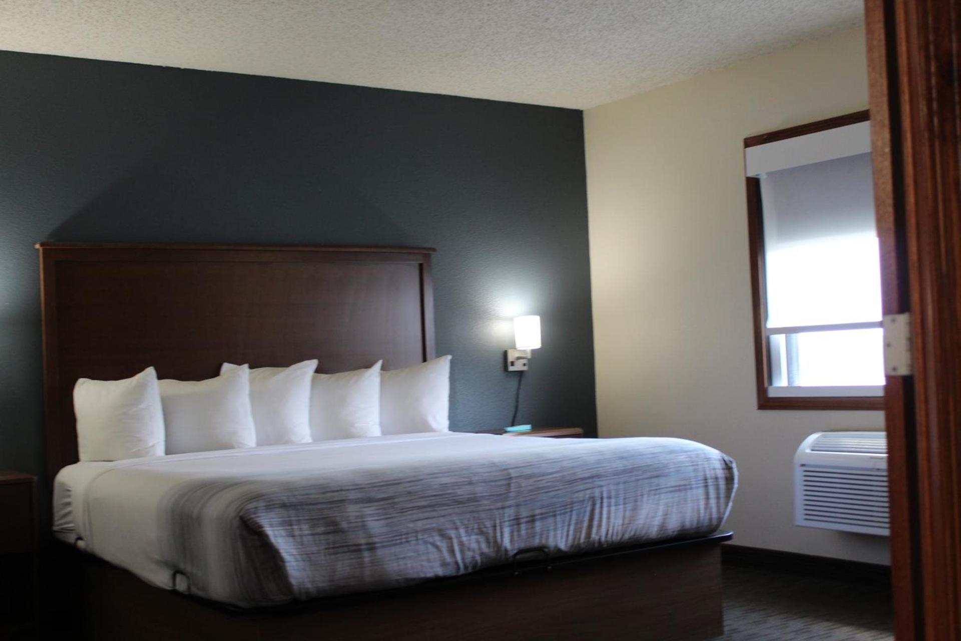AmericInn by Wyndham Windsor Ft. Collins photo 65