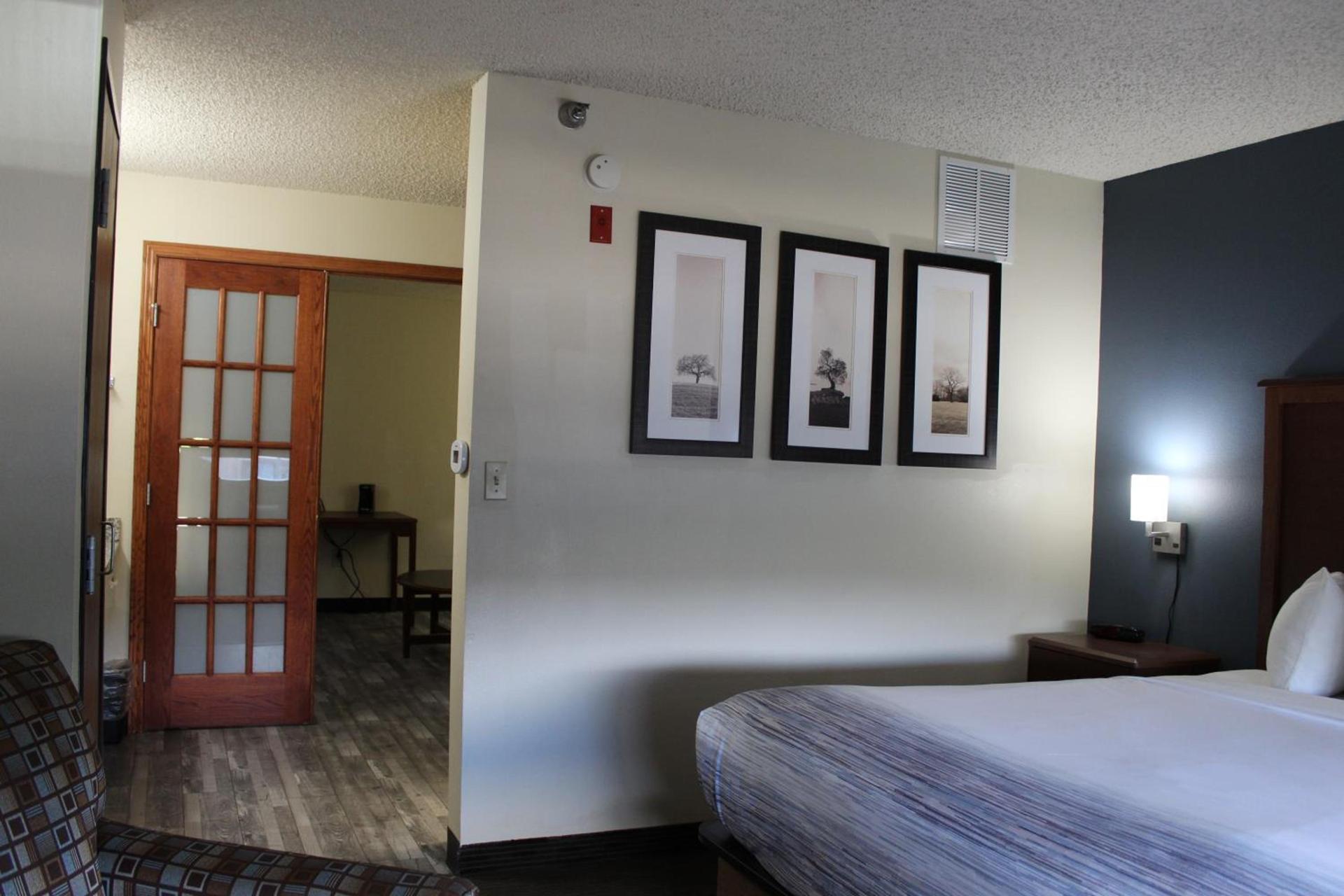 AmericInn by Wyndham Windsor Ft. Collins photo 89