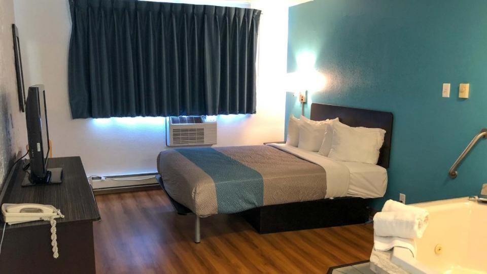 motel6 photo 1