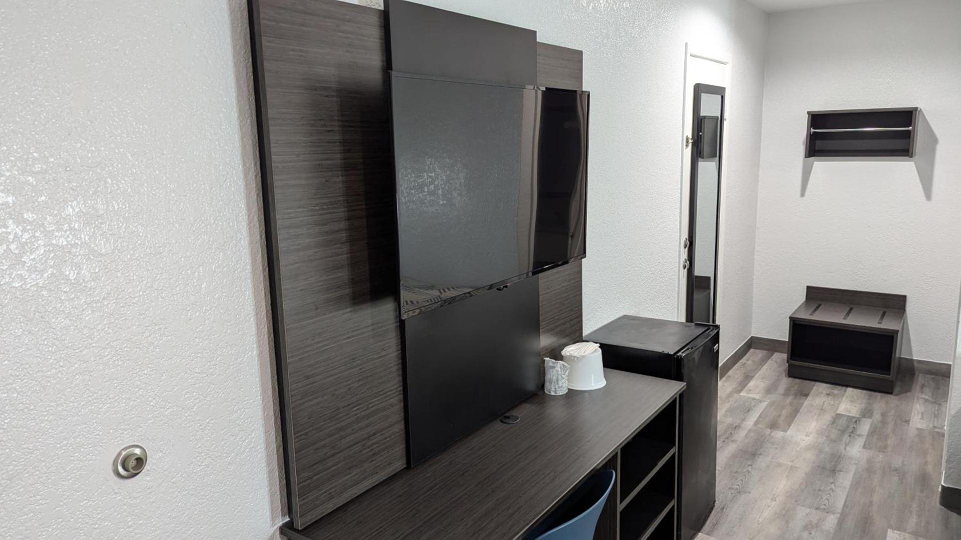 Motel 6-Victoria, TX photo 23