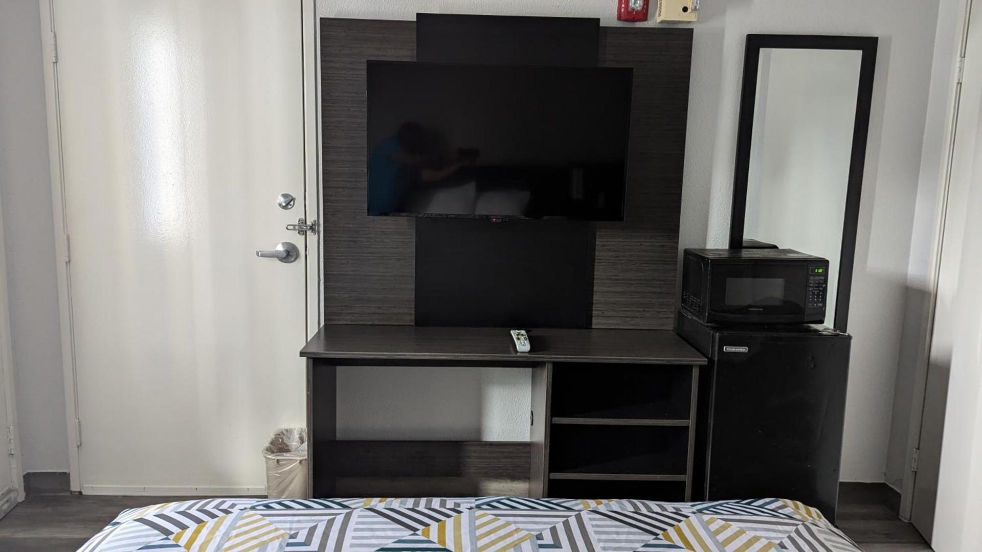 Motel 6-Victoria, TX photo 4