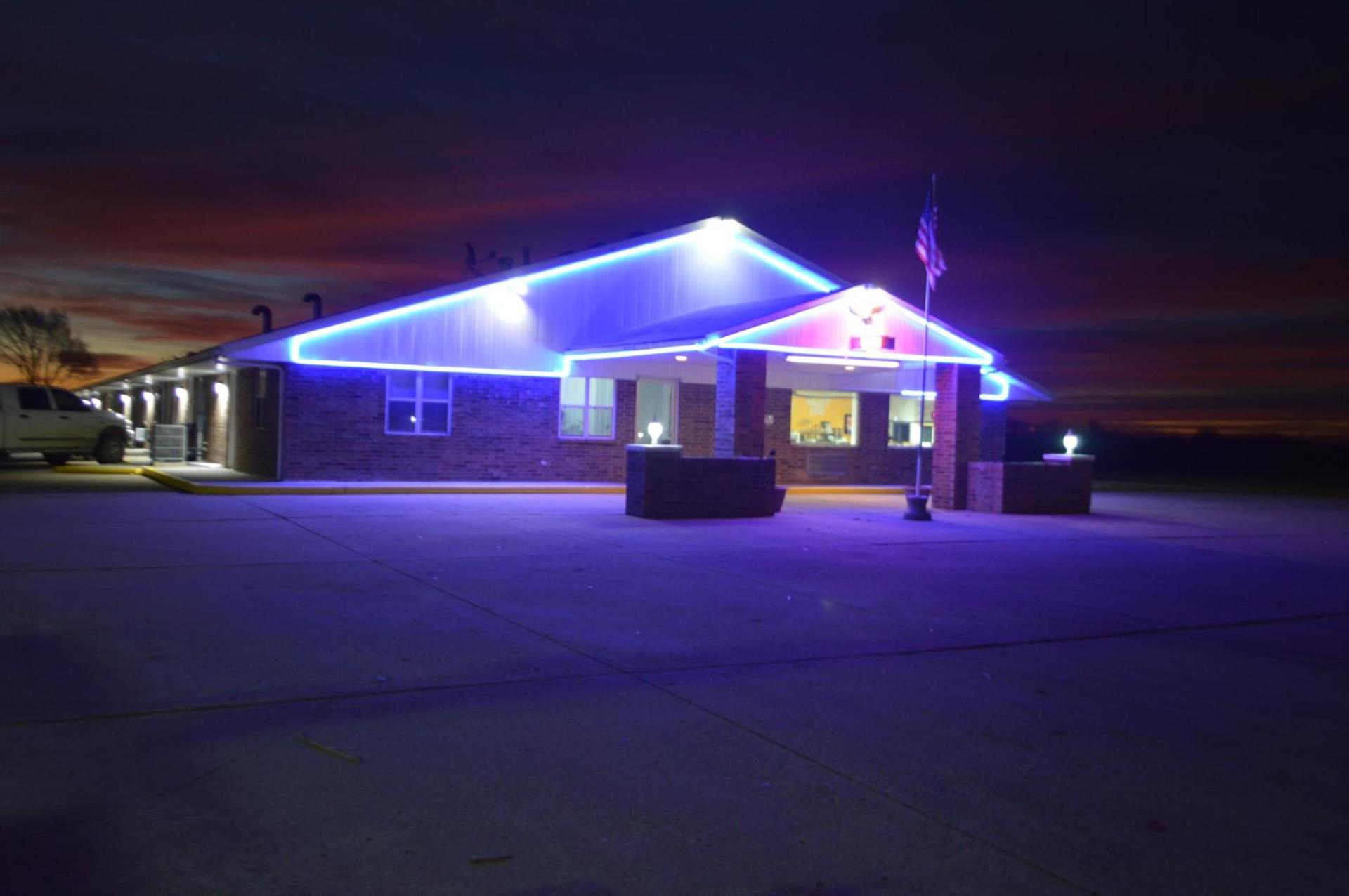 Night Inn photo 47