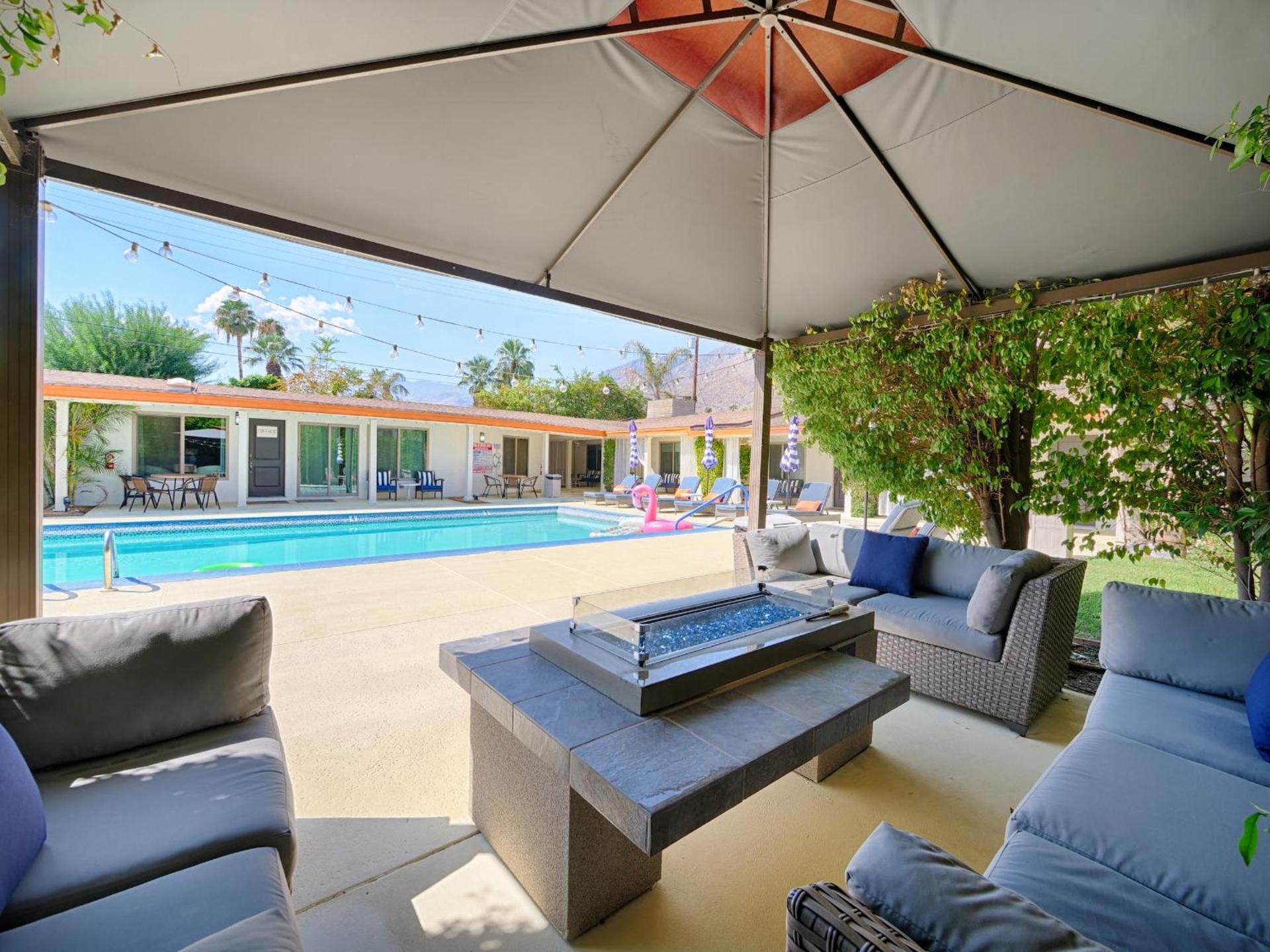 Little Paradise Hotel photo 26