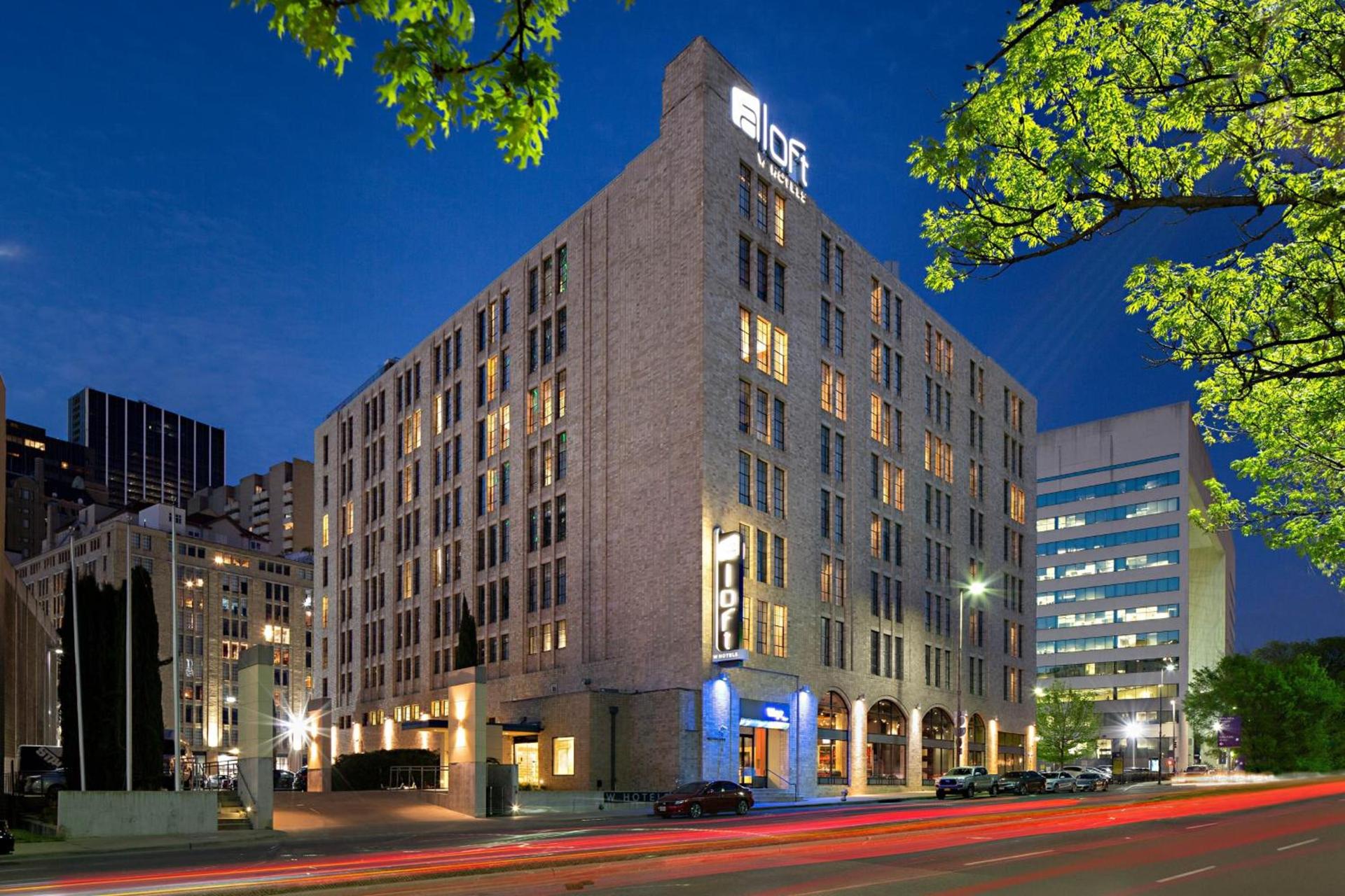 Aloft by Marriott Dallas Downtown photo 1