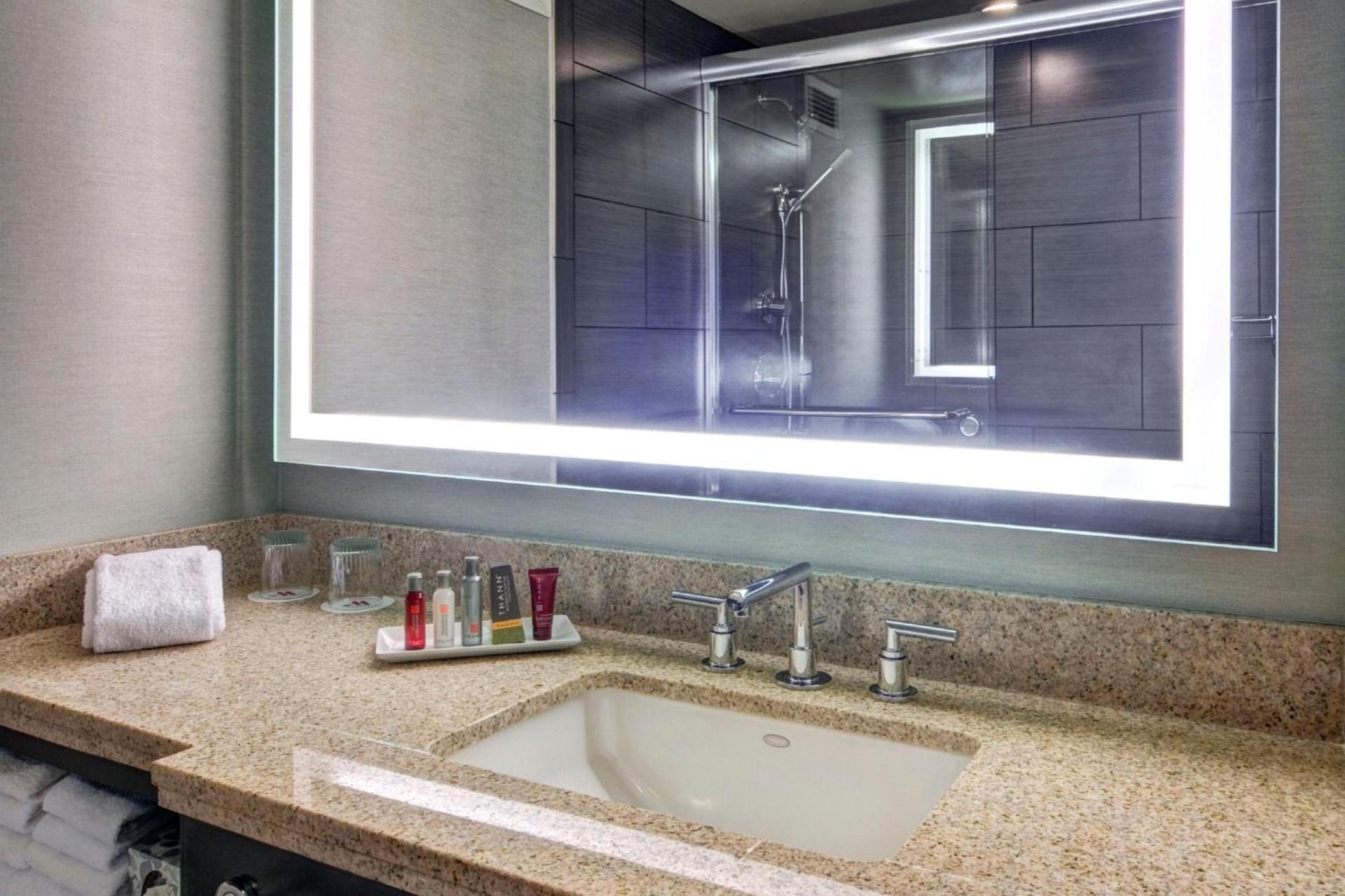 Portland Marriott Downtown Waterfront photo 21