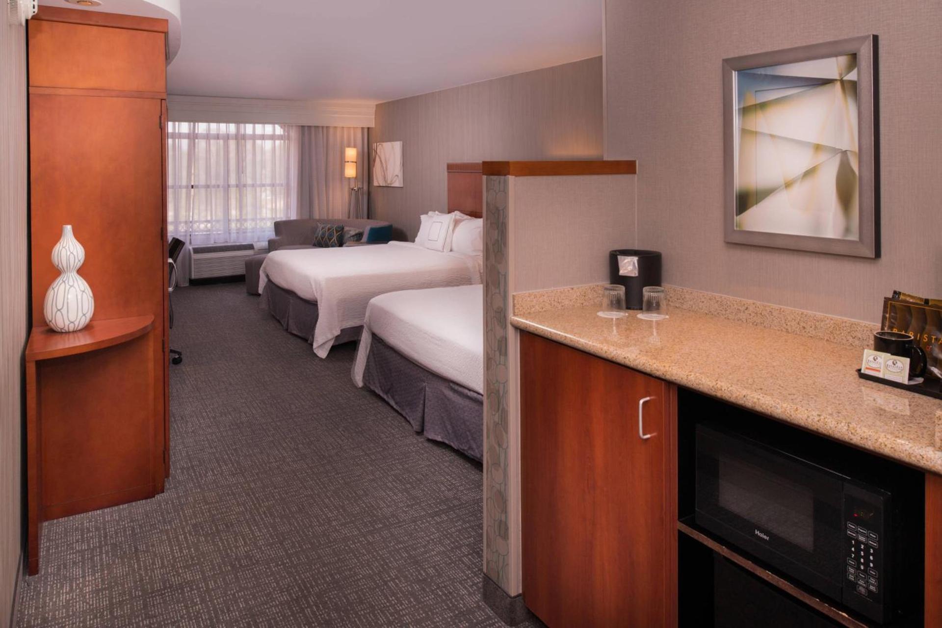 Courtyard by Marriott Thousand Oaks Ventura County photo 11