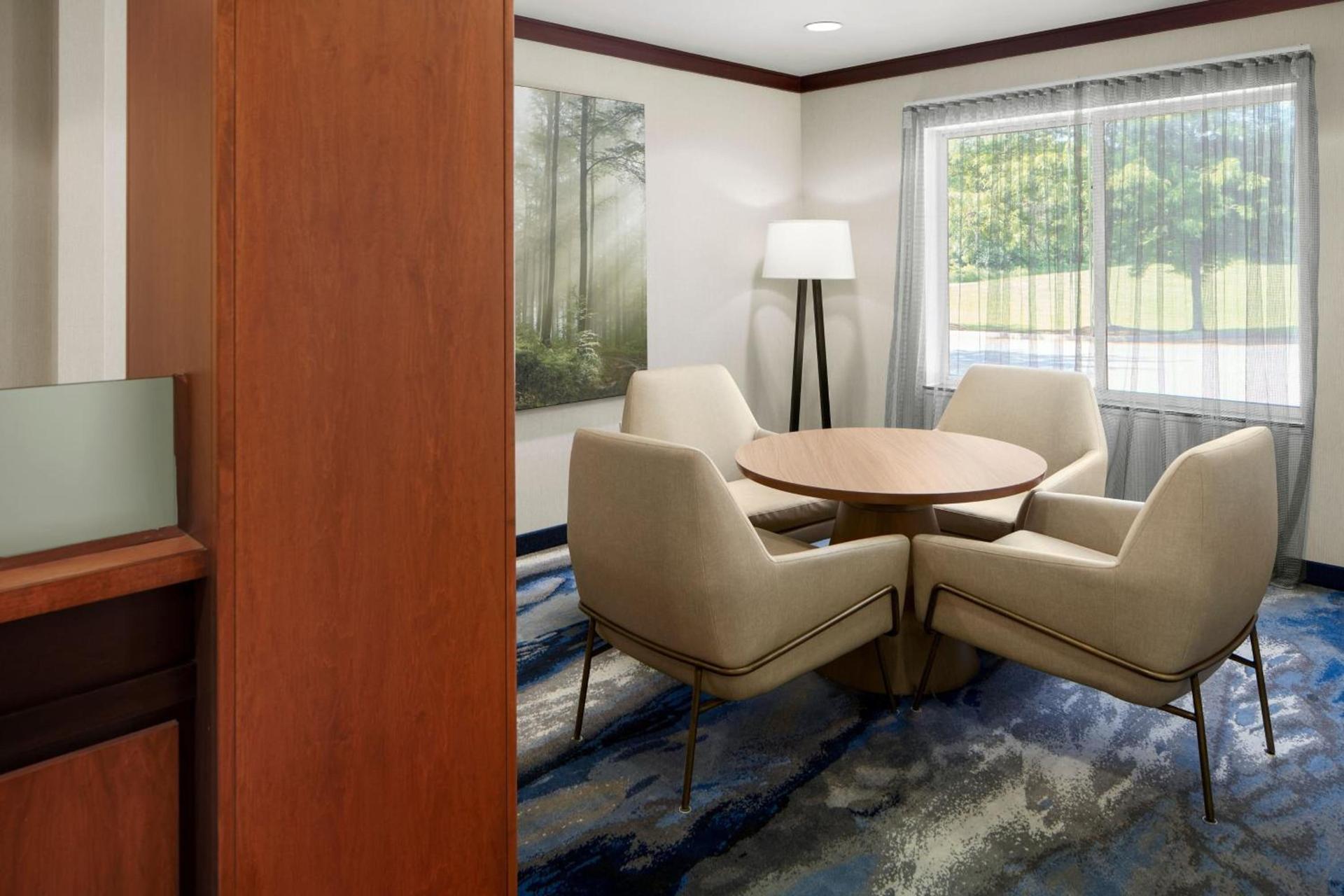 Fairfield Inn & Suites by Marriott Carlisle photo 4