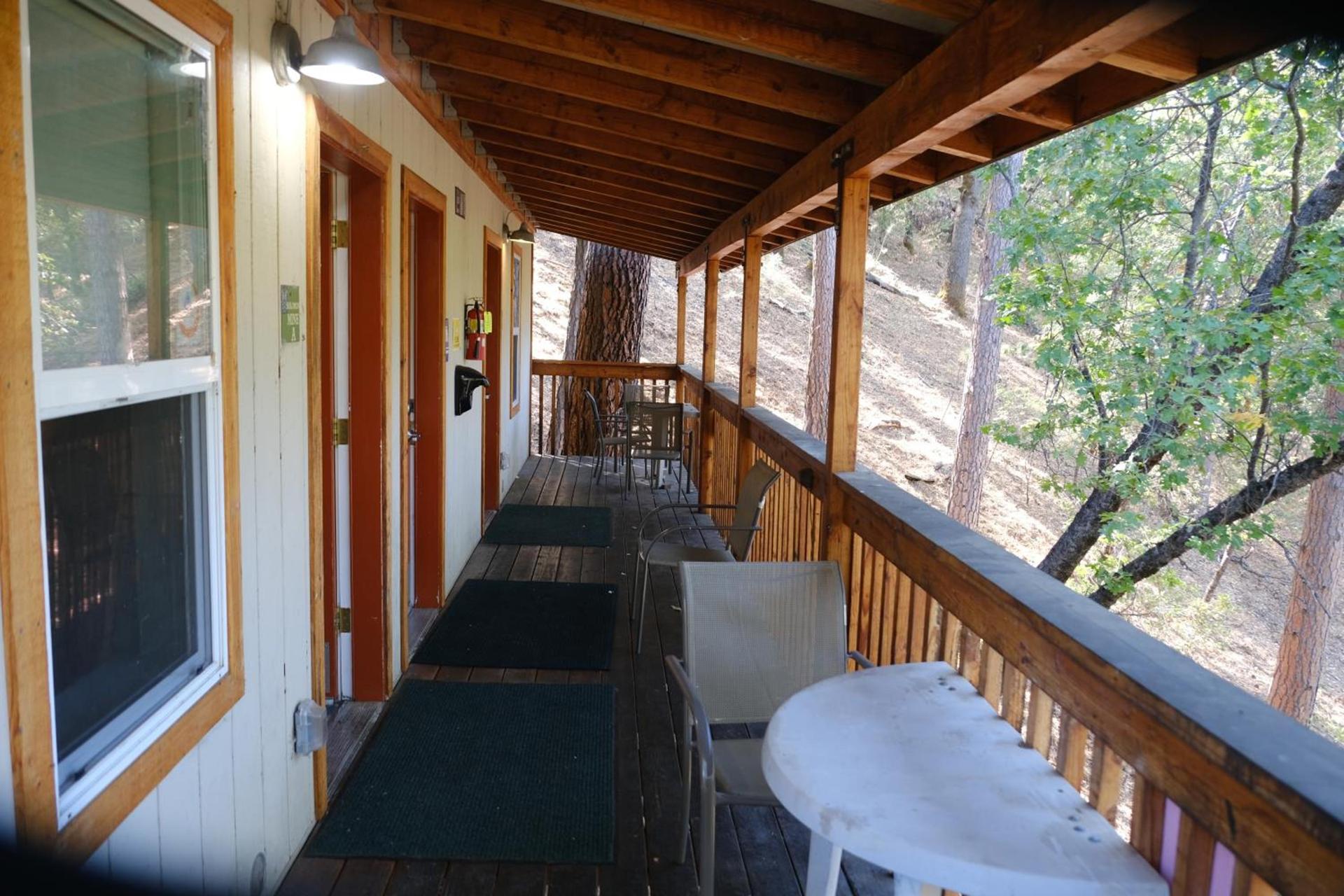 Yosemite Bug Rustic Mountain Resort photo 83