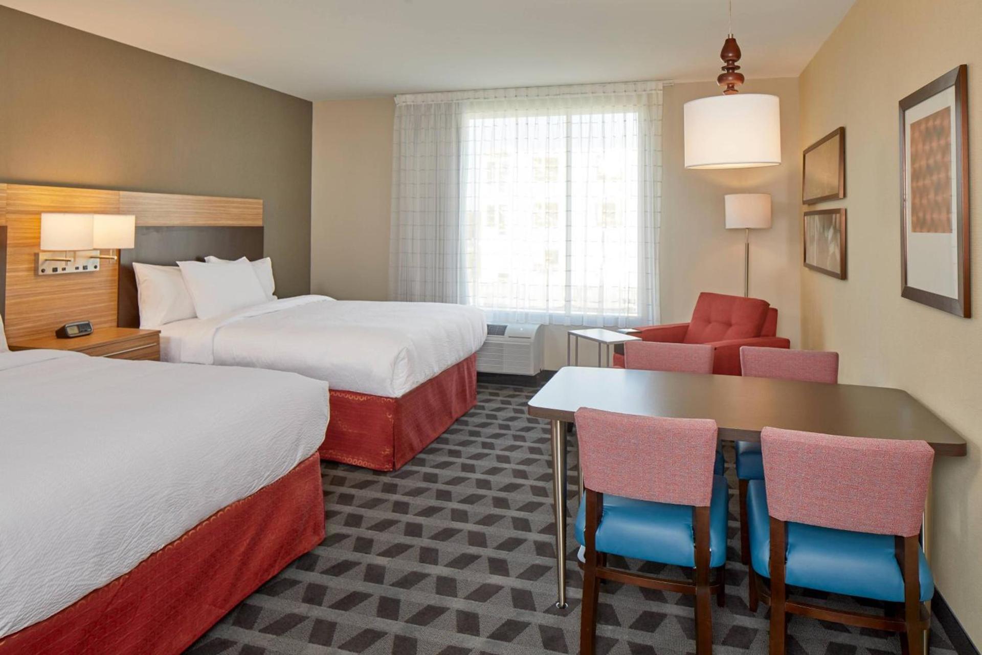 TownePlace Suites by Marriott Columbus North - OSU photo 9
