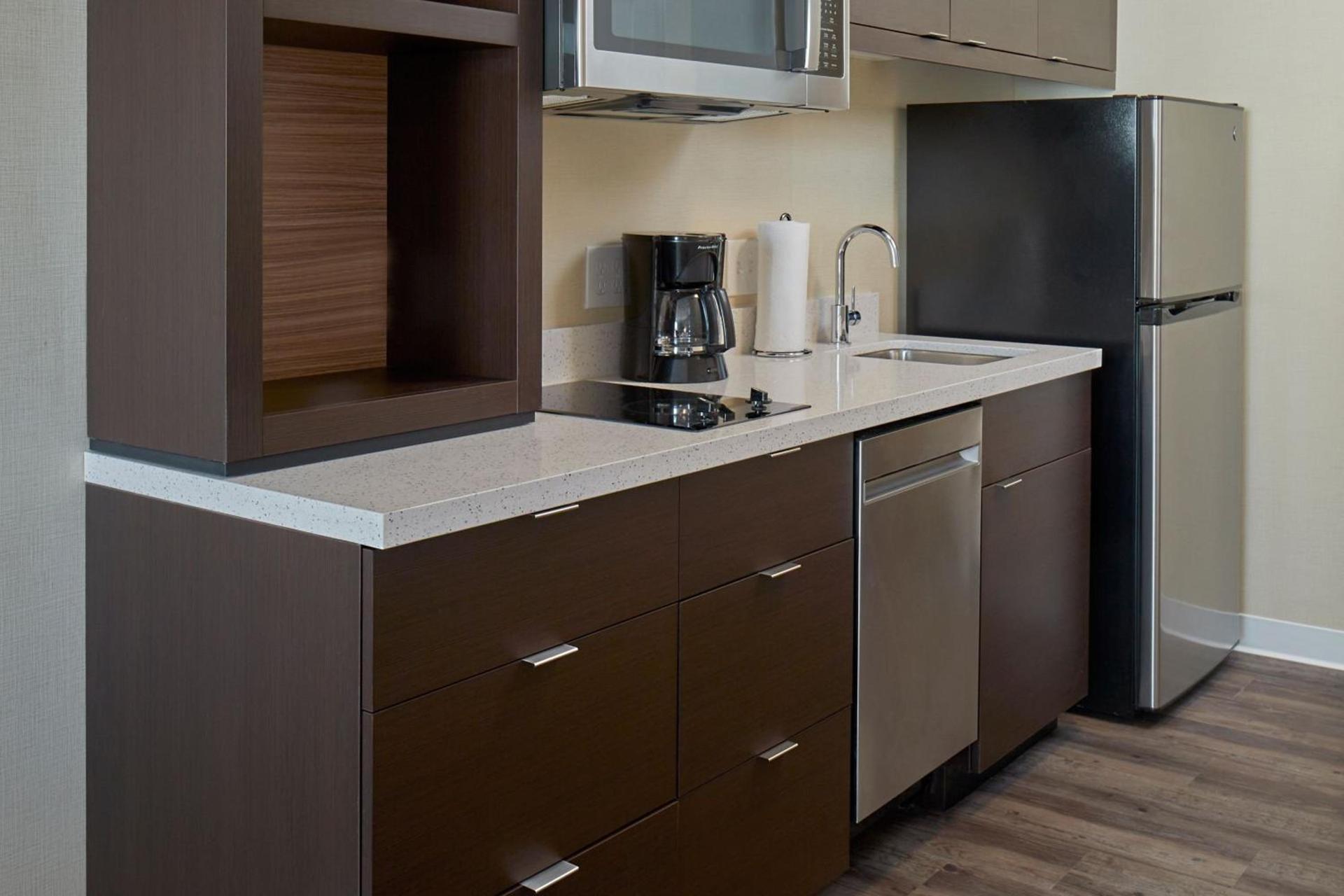 TownePlace Suites by Marriott Columbus North - OSU photo 22