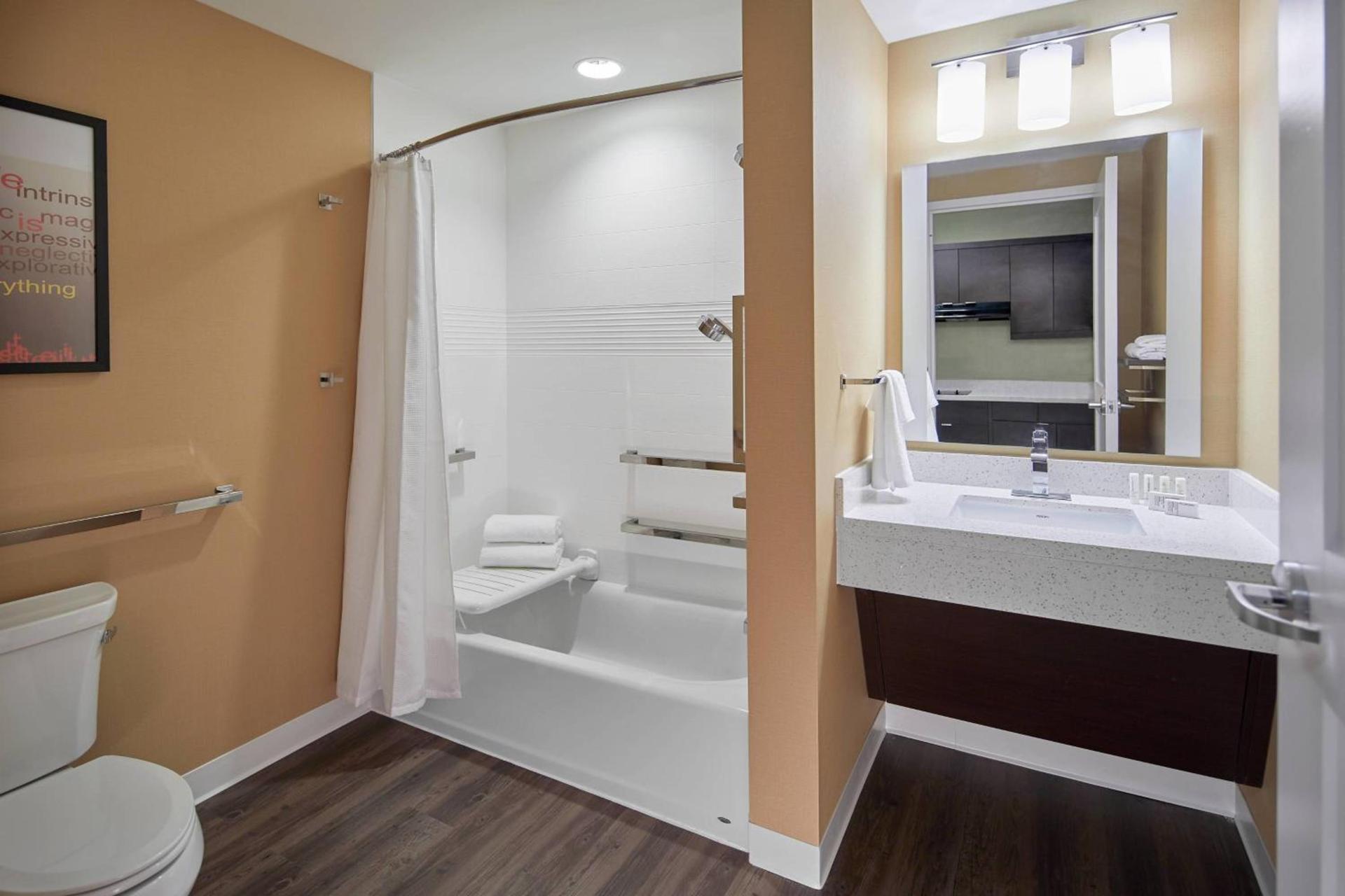 TownePlace Suites by Marriott Columbus North - OSU photo 26