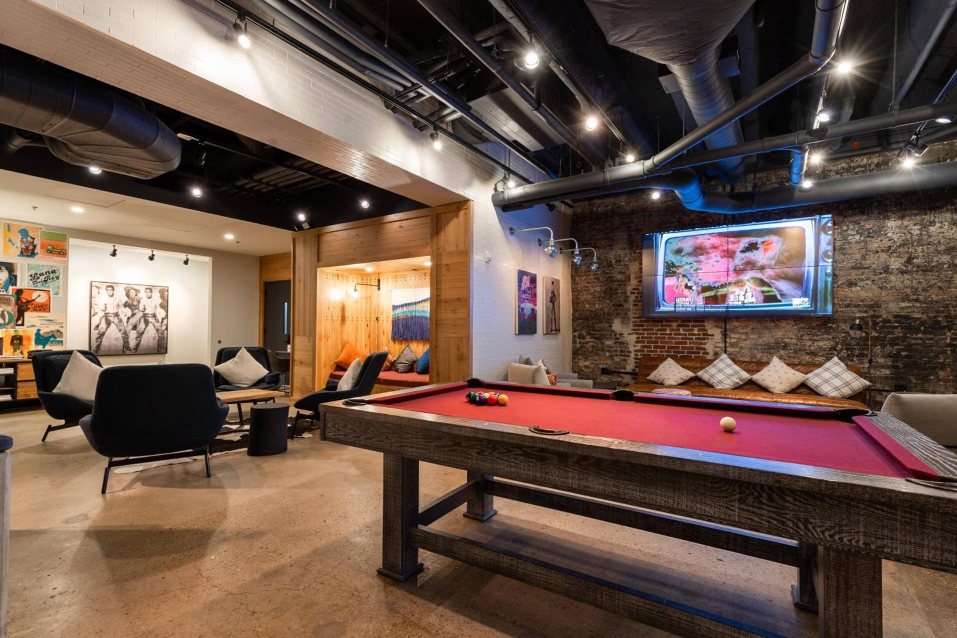 Moxy Nashville Downtown photo 2