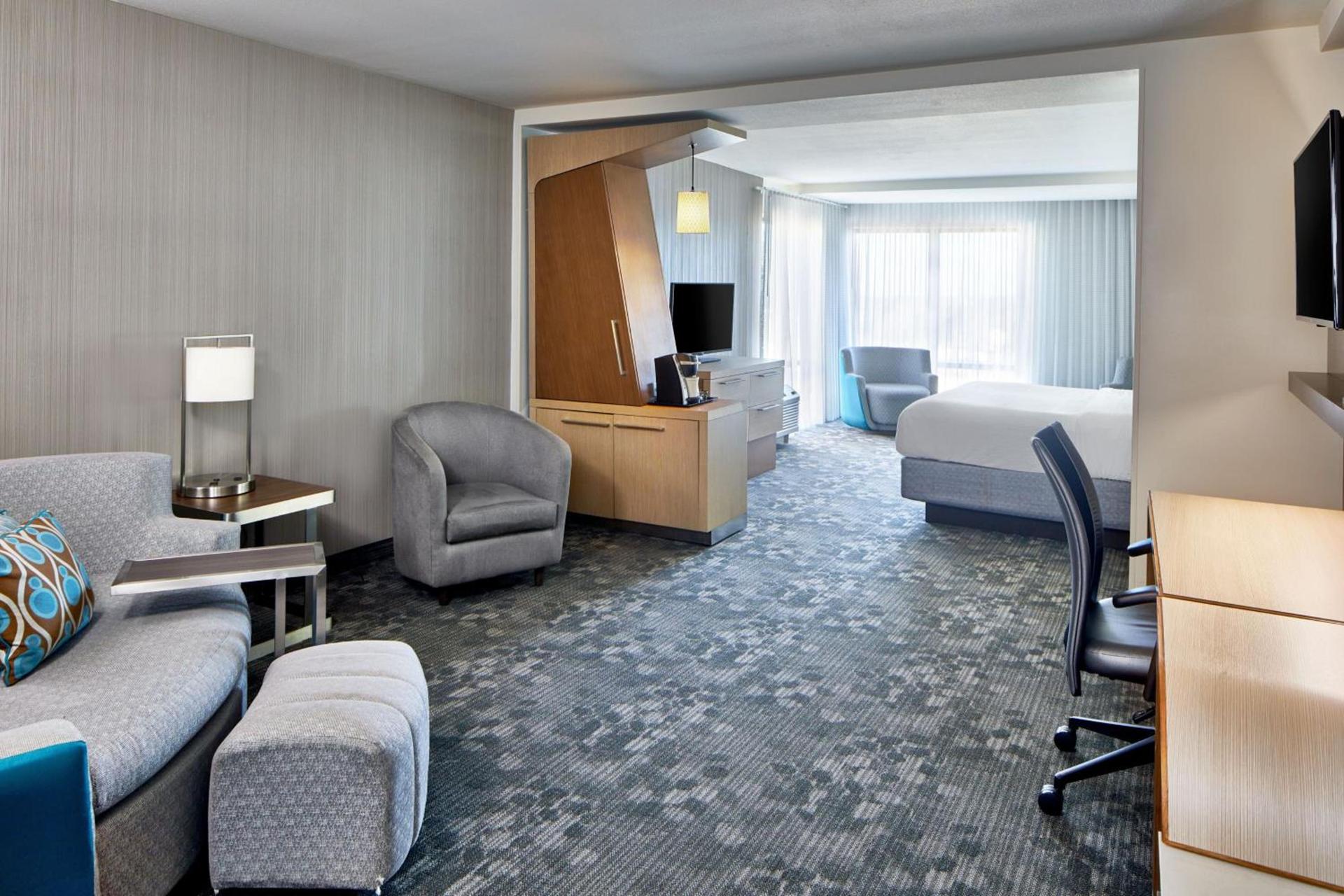 Courtyard by Marriott Atlanta Lithia Springs photo 25