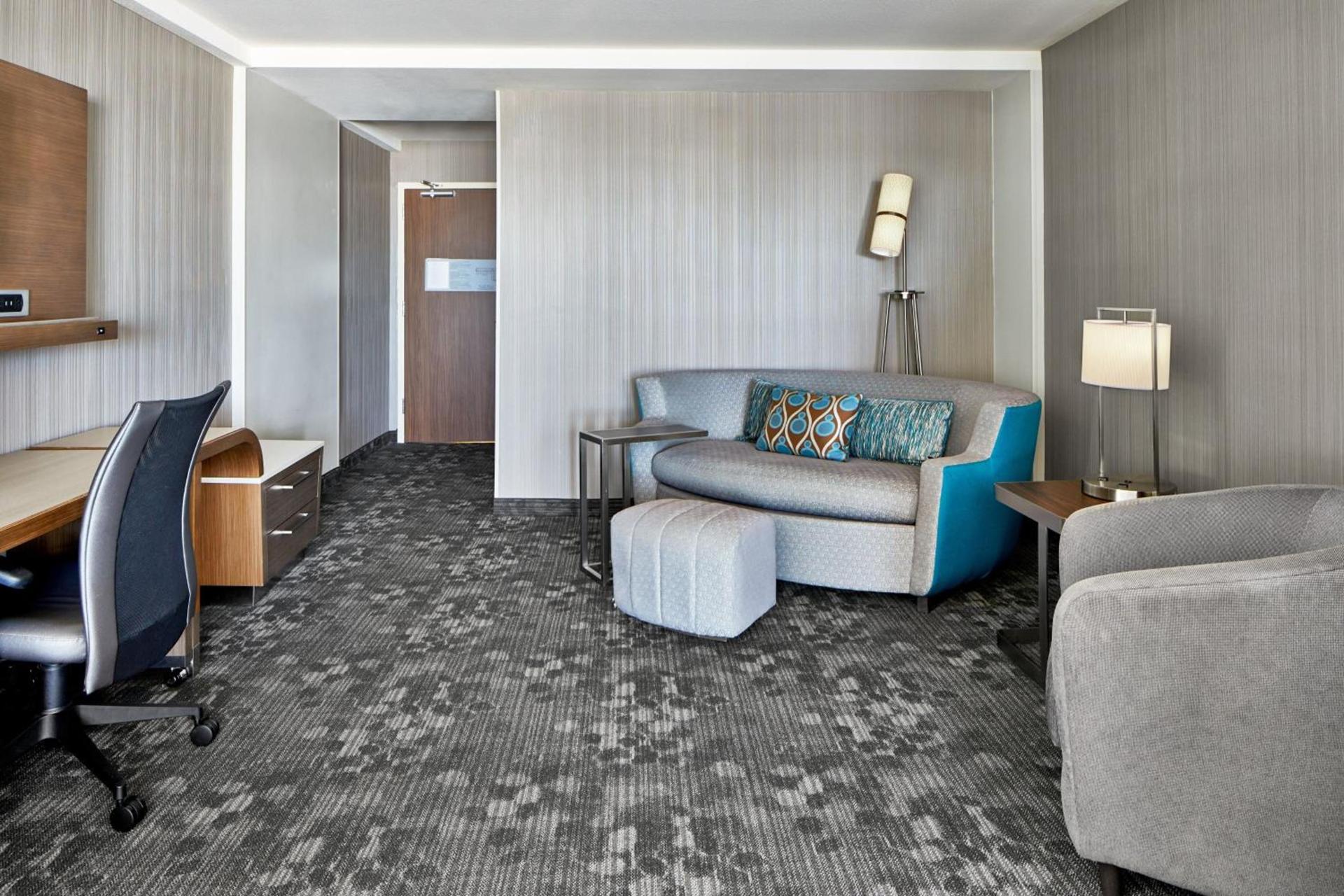 Courtyard by Marriott Atlanta Lithia Springs photo 26