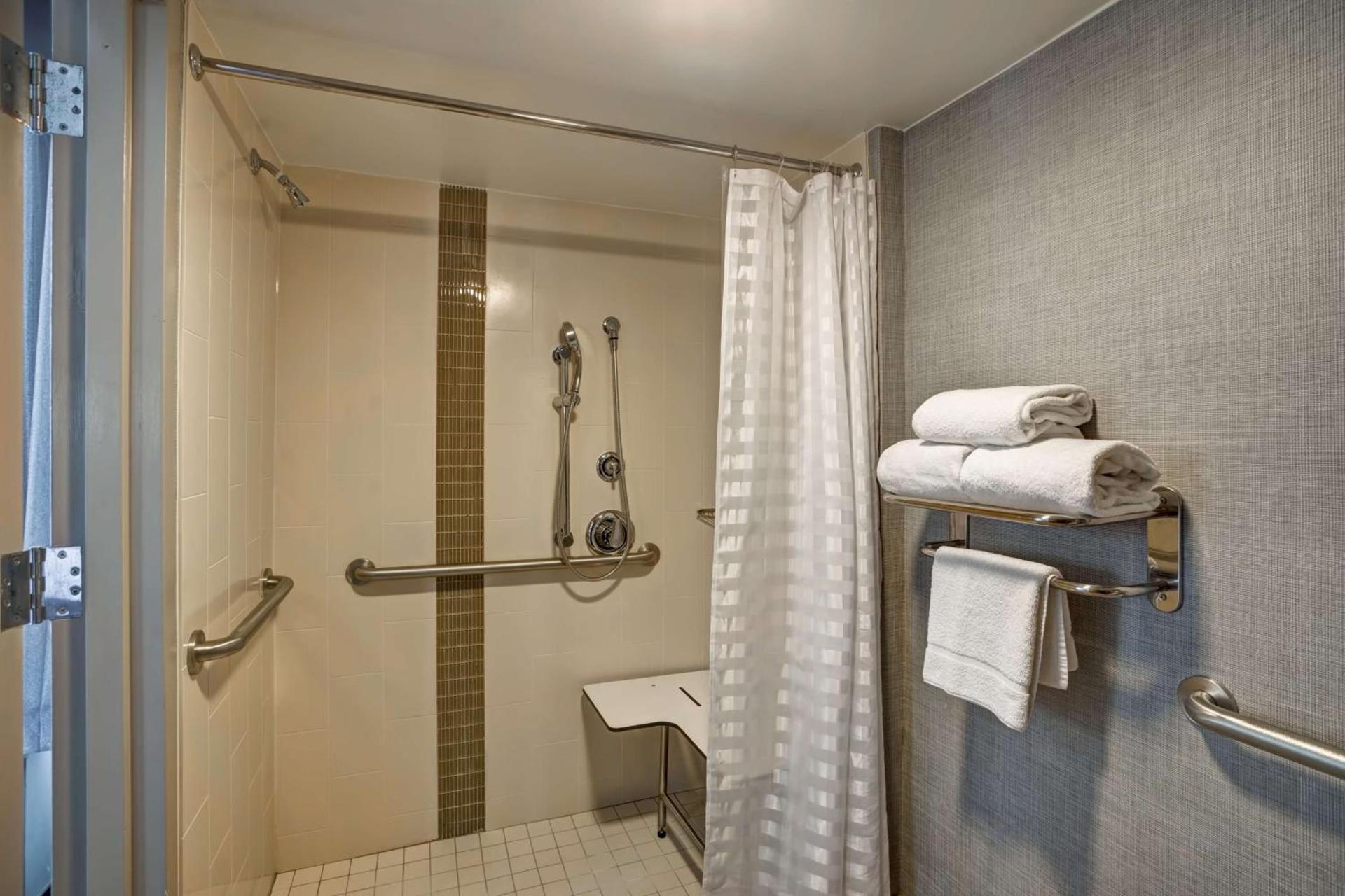 Hyatt Place Baltimore/BWI Airport photo 8